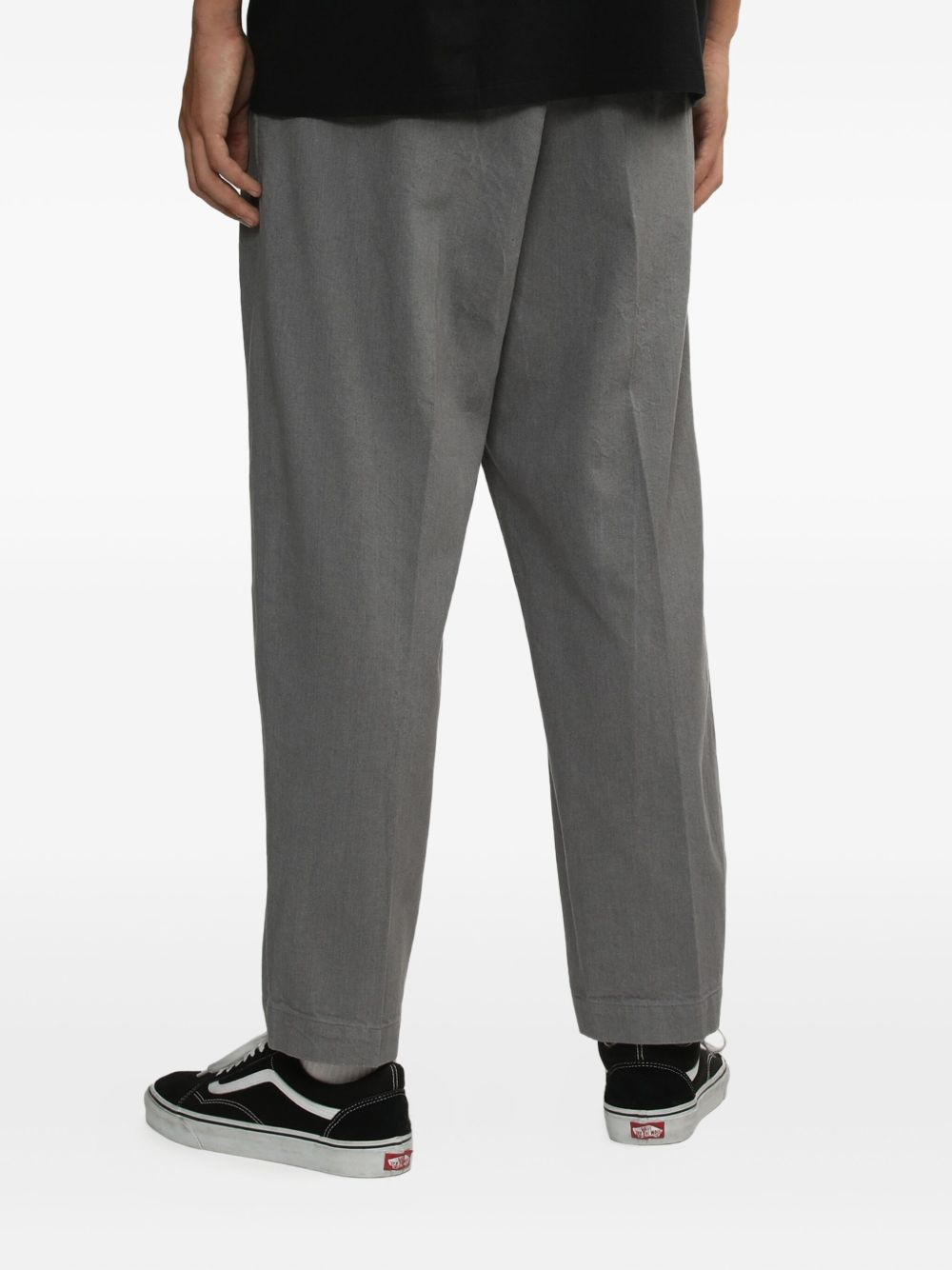 pleated-pocket cuffed trousers - 4