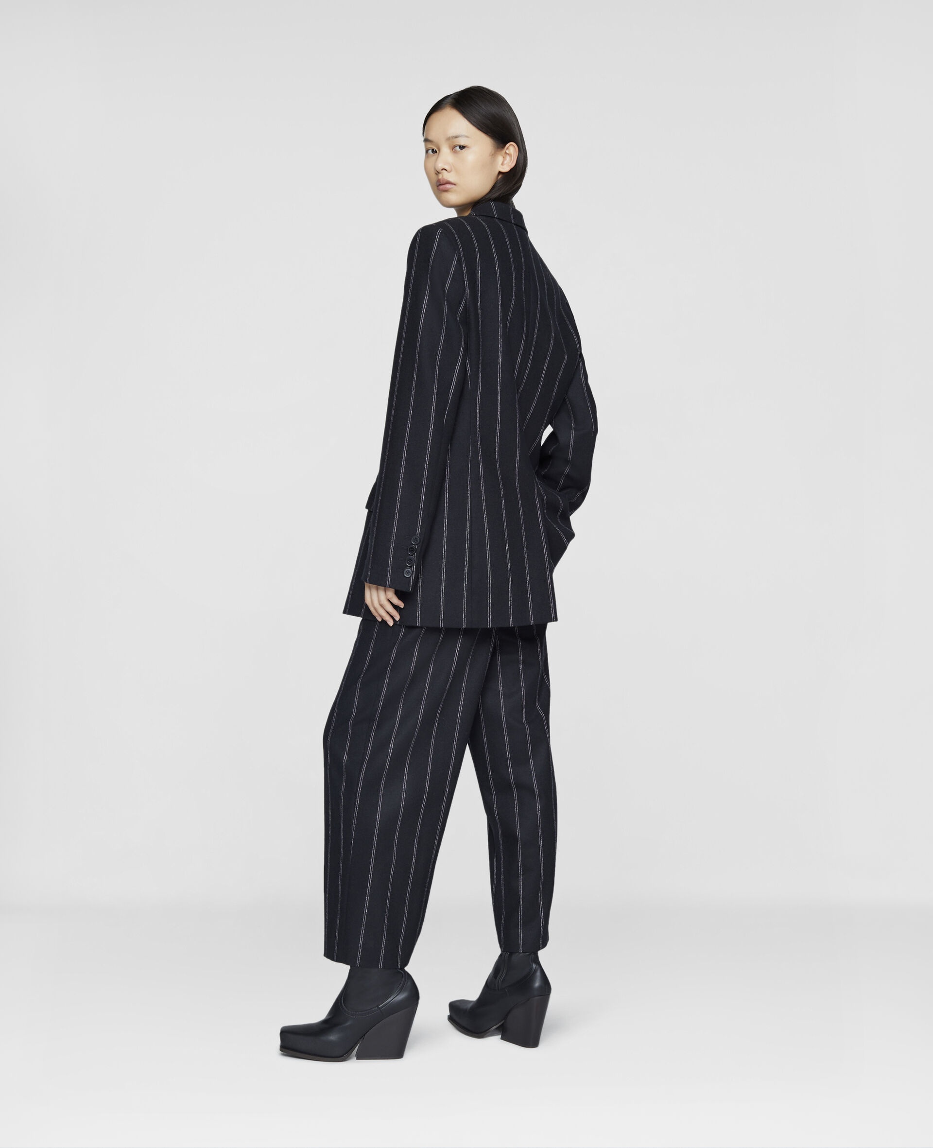Pinstripe Wool Single-Breasted Boyfriend Blazer - 3