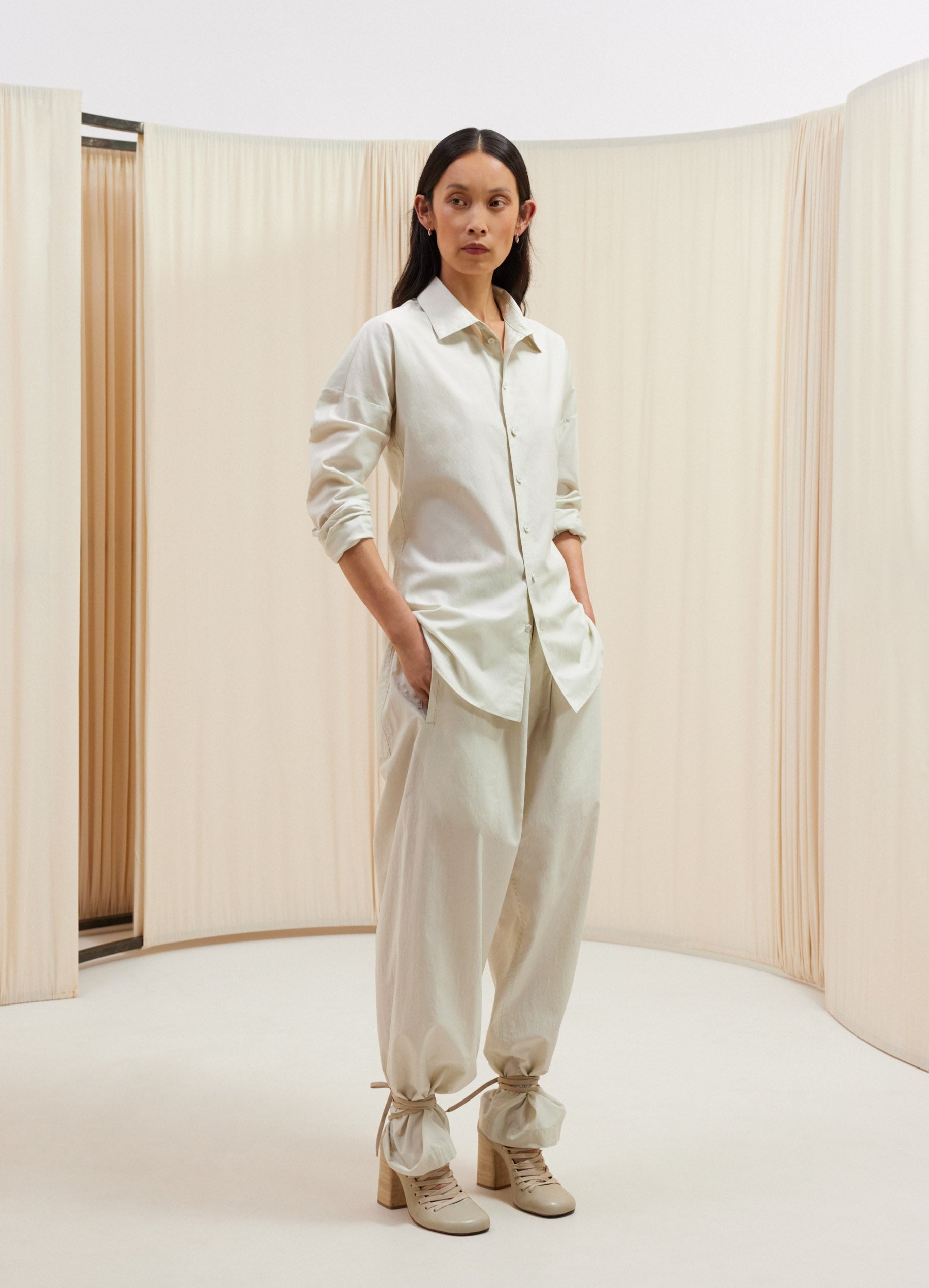 FITTED BAND COLLAR SHIRT - 3
