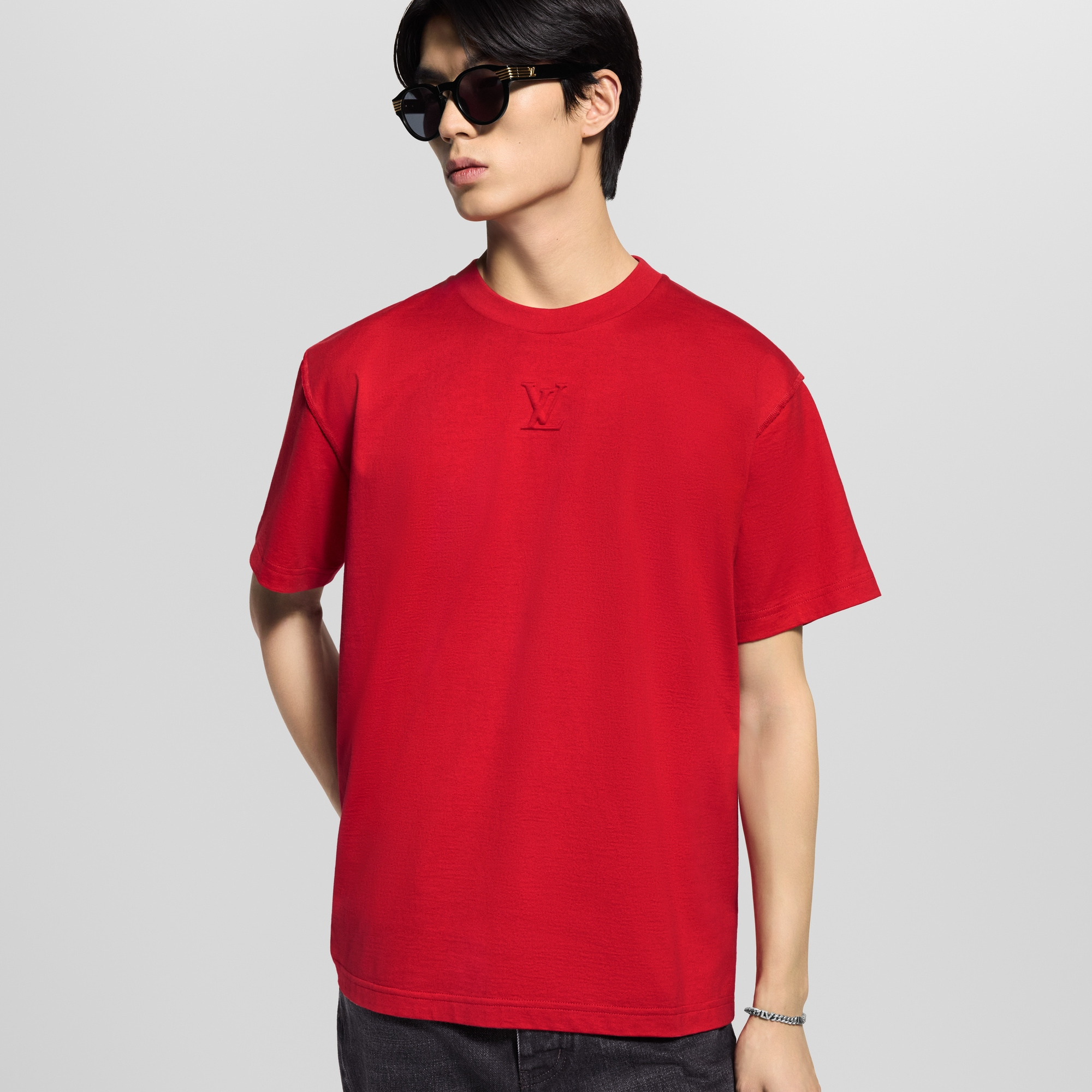 Embossed LV T-Shirt - 2