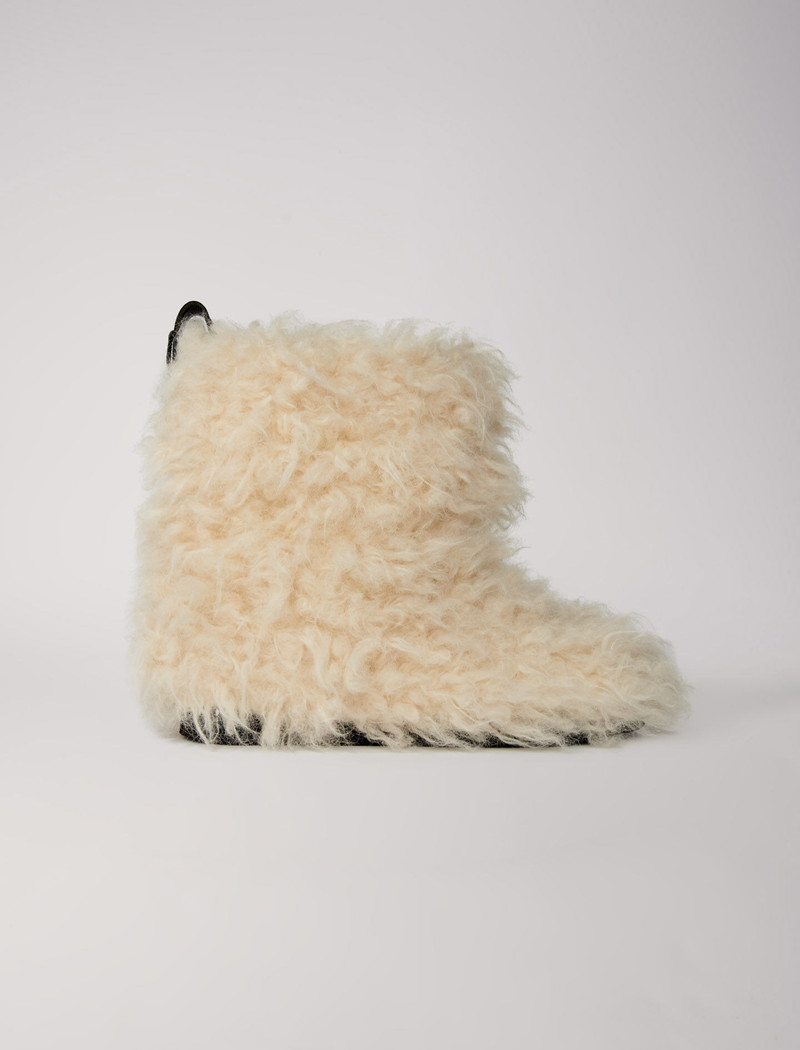 Ankle boots in fake fur 6