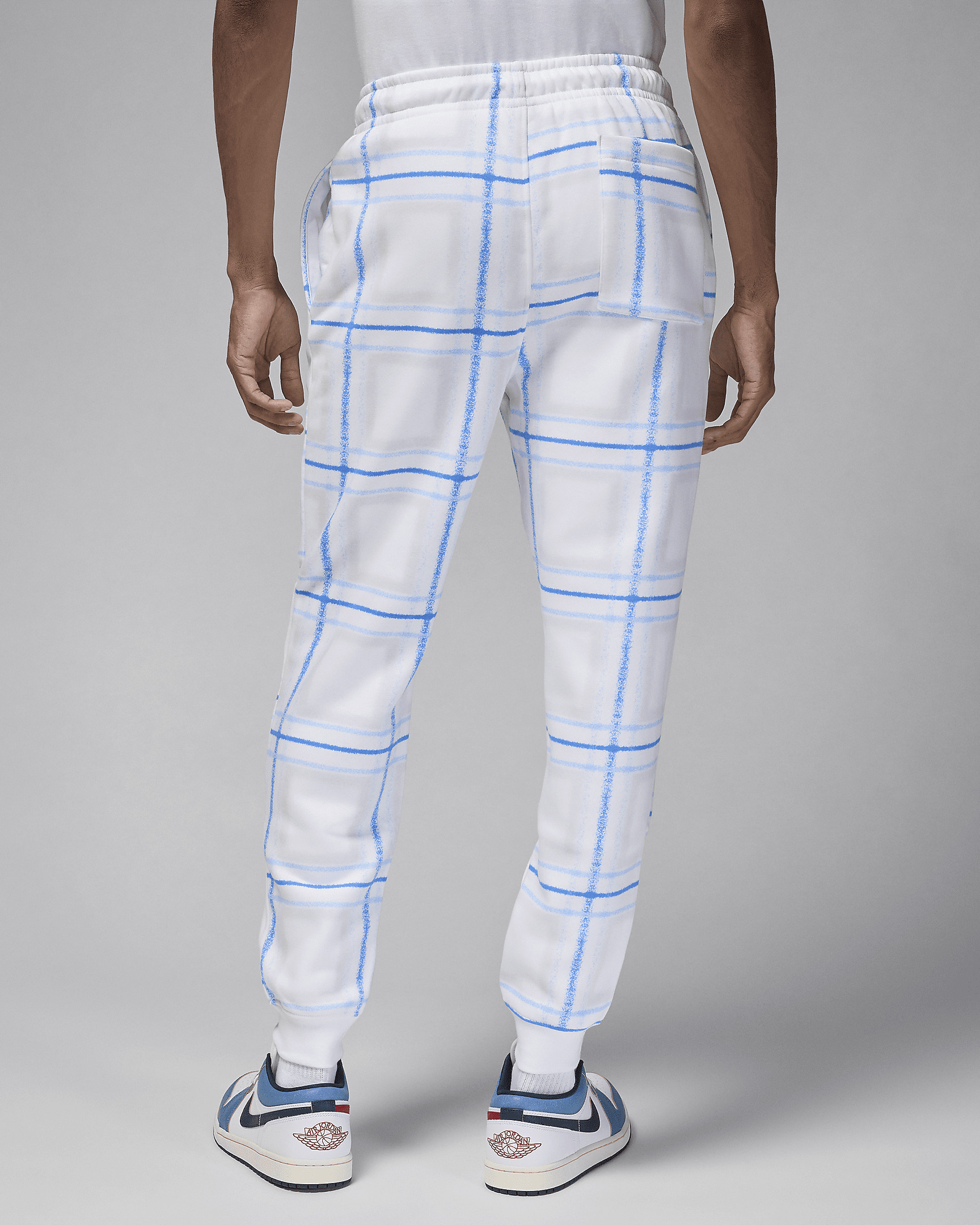 Jordan Essentials Men's Fleece Pants - 2