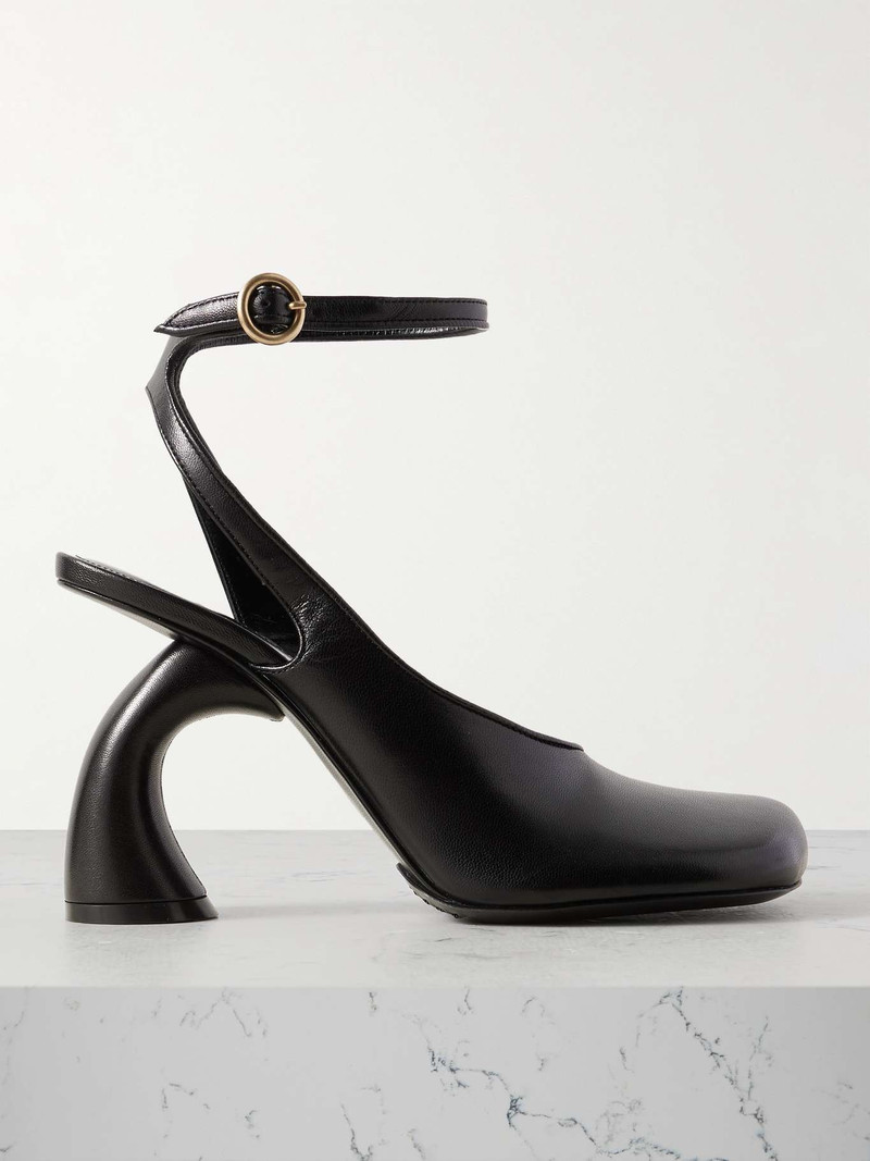 Cutout leather pumps 1