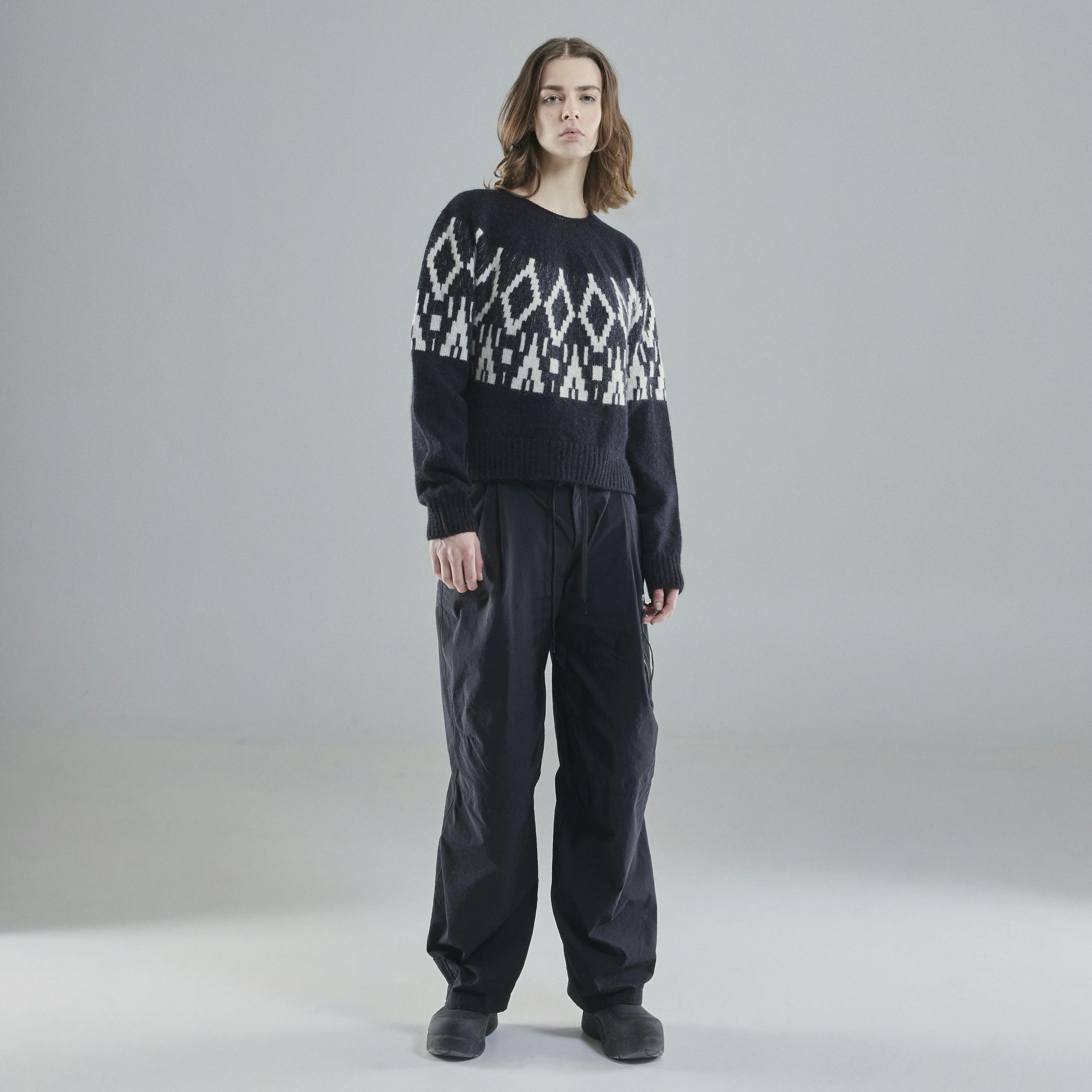Tjörnin Knitted Sweater - 3
