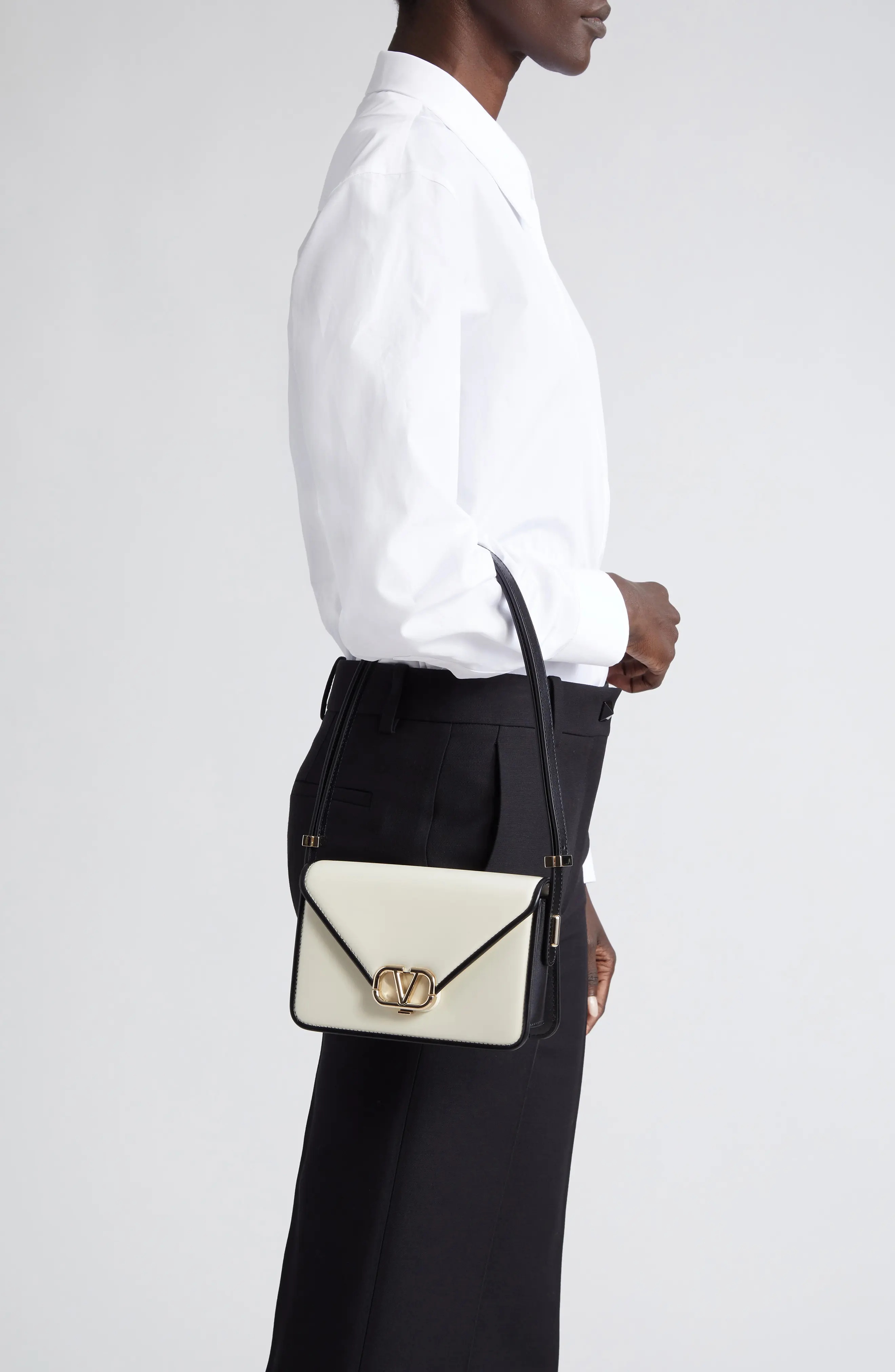 Small VLOGO Leather Shoulder Bag - 2