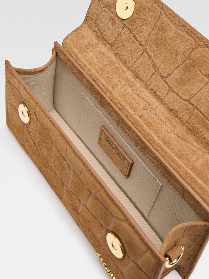 JACQUEMUS The long Chiquito with buckle outlook