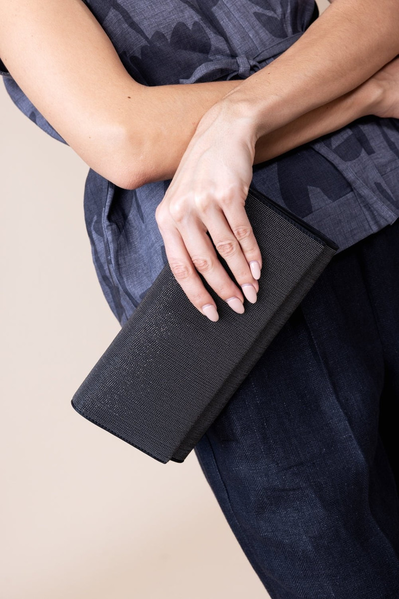 Precious Clutch - Black 3