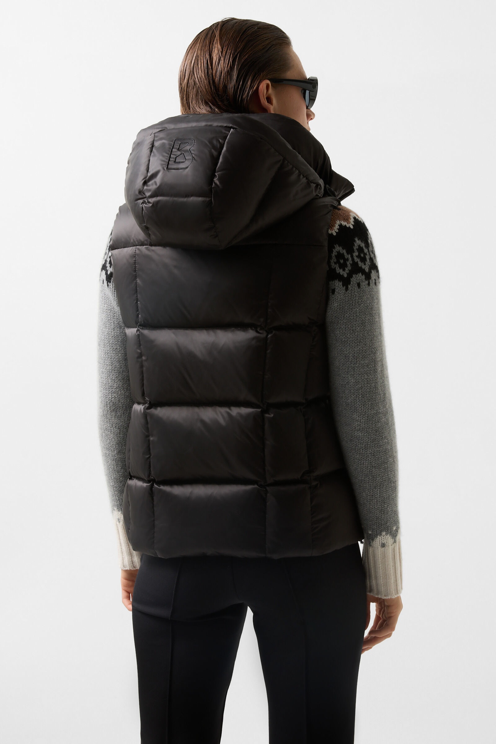 Falka Down vest in Black - 3