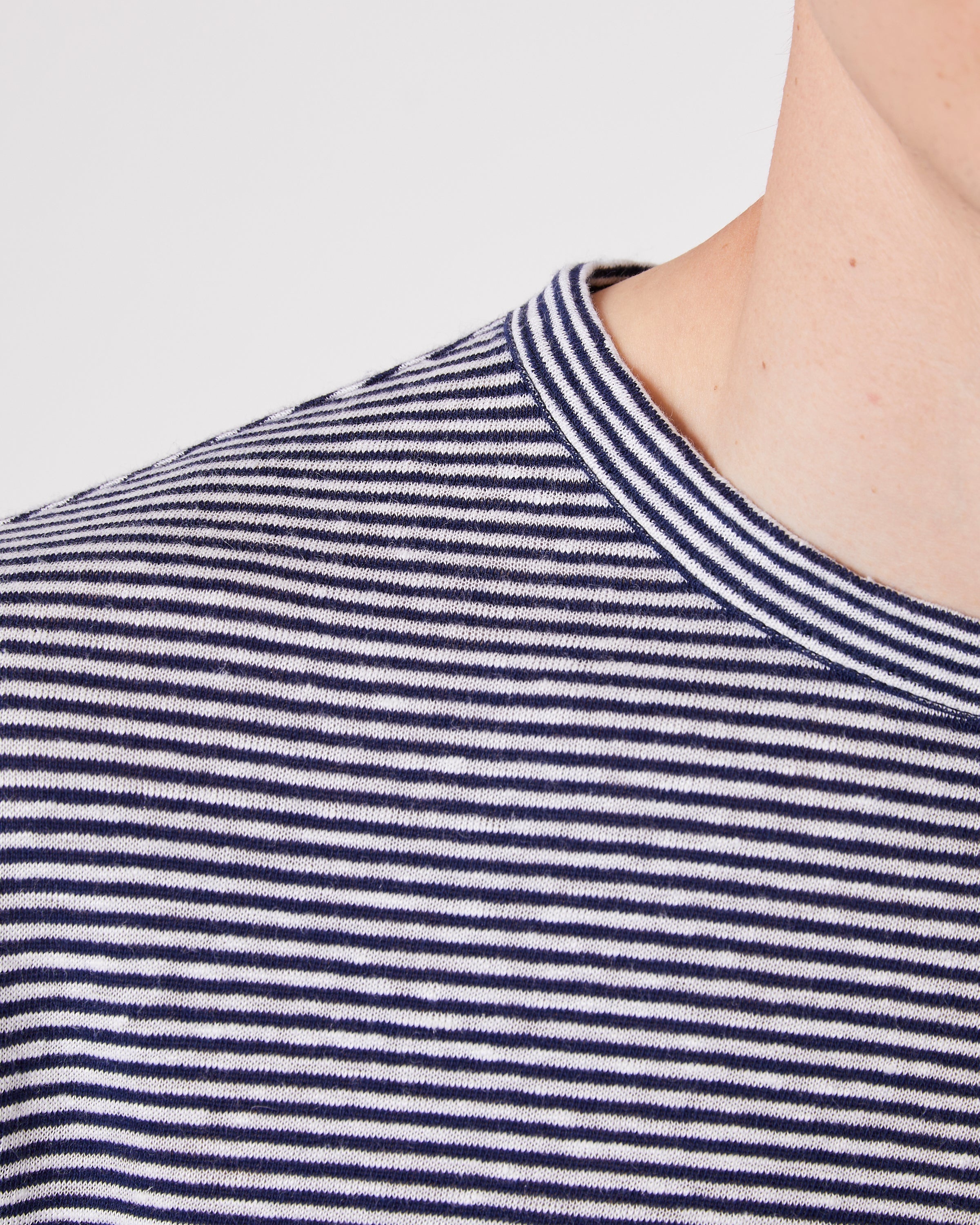 T-SHIRT - 4