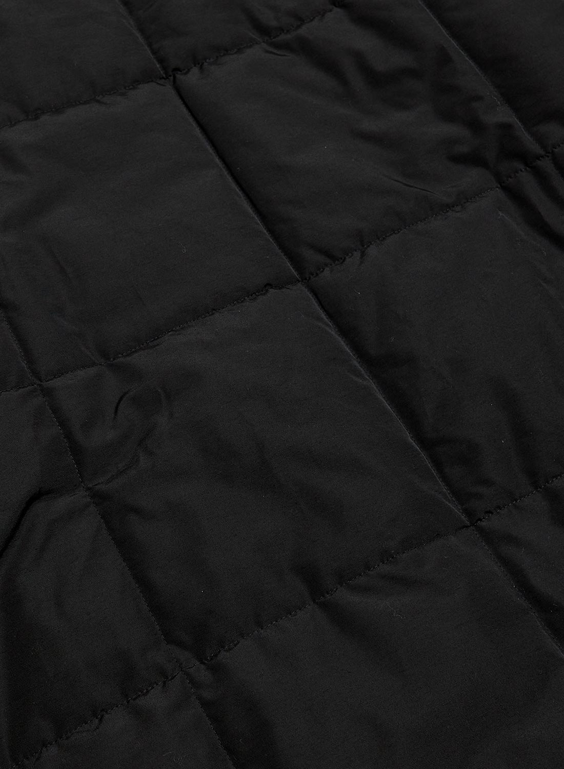 Midfield Liner in Black - 11