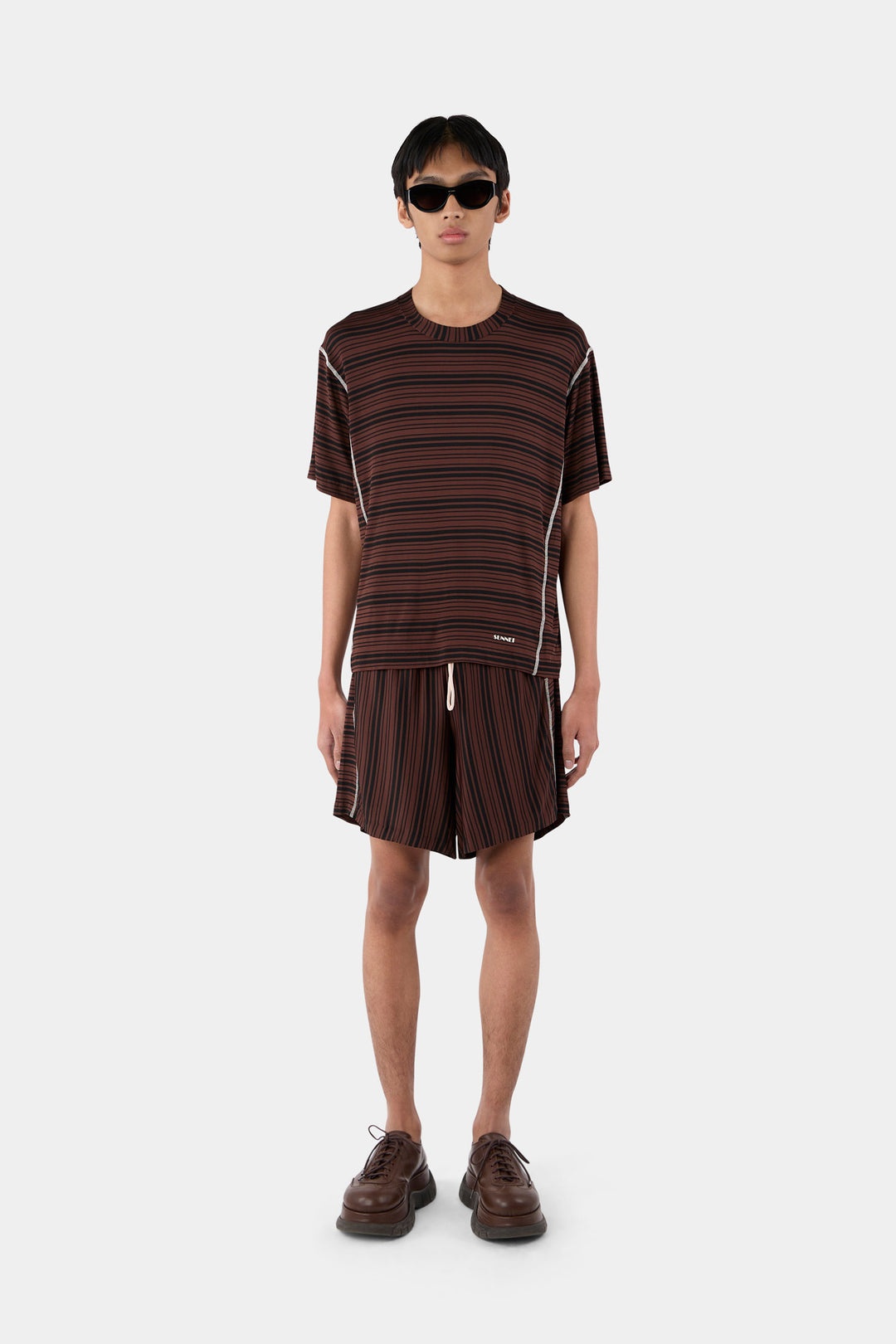 OVERLOCK ELASTIC SHORTS / black & brown stripes - 2