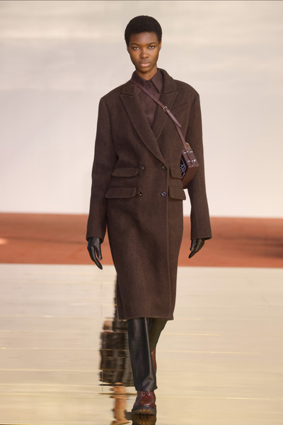GABRIELA HEARST Reed Coat in Chocolate Recycled Cashmere Felt outlook