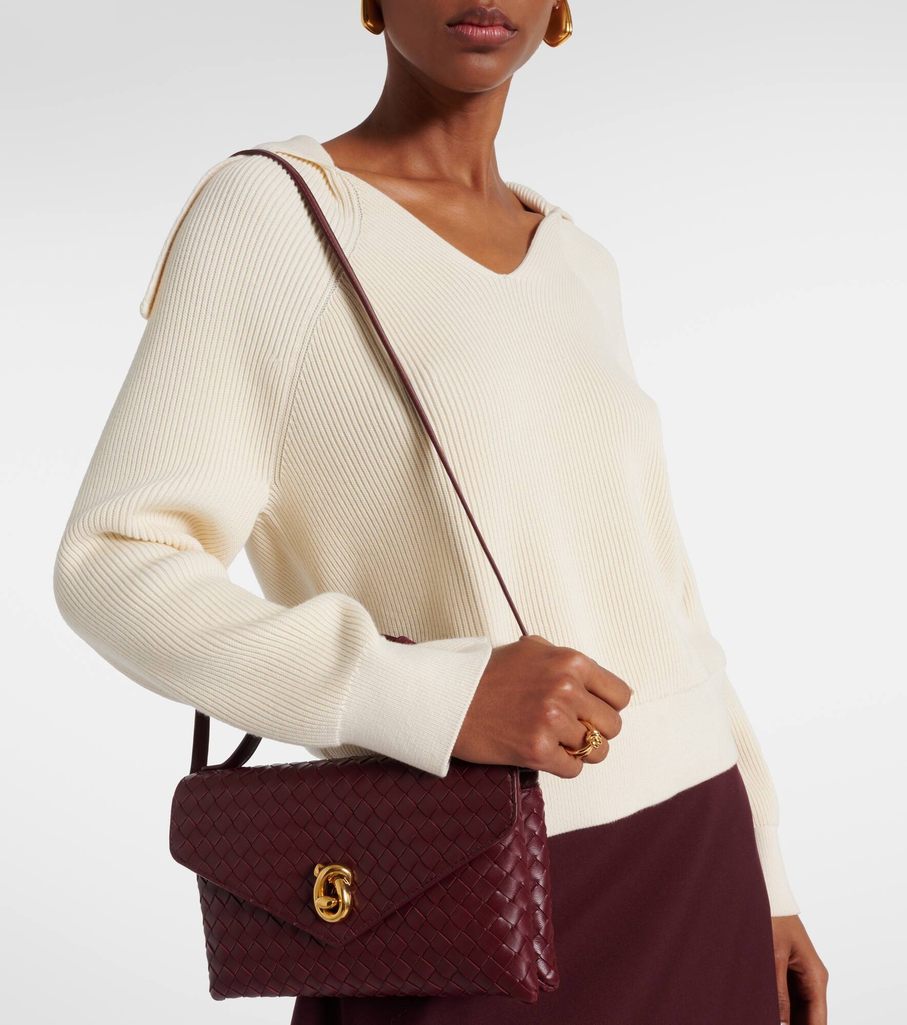 Knot Lock leather crossbody bag - 7