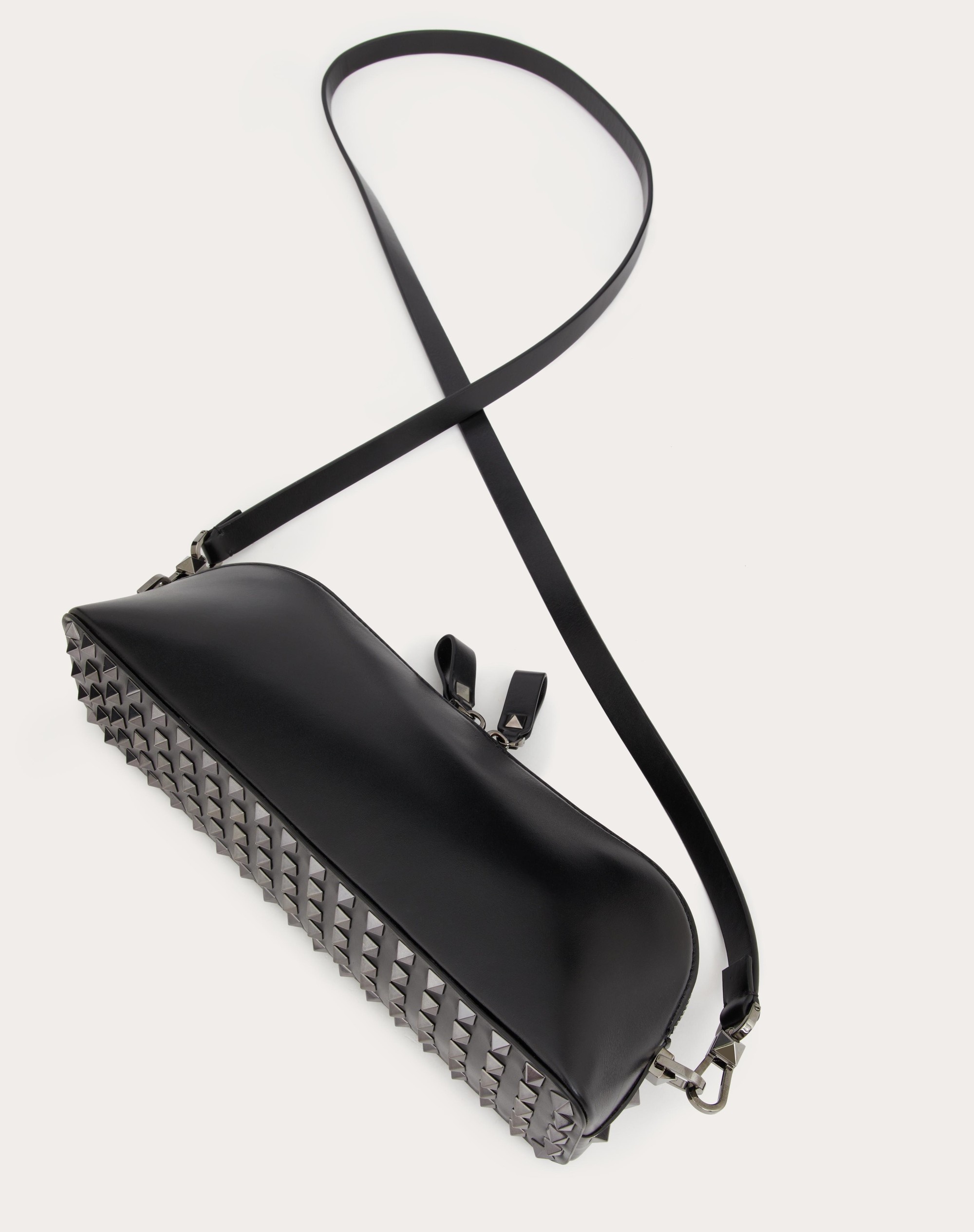 ROCKSTUD CALFSKIN CLUTCH - 6