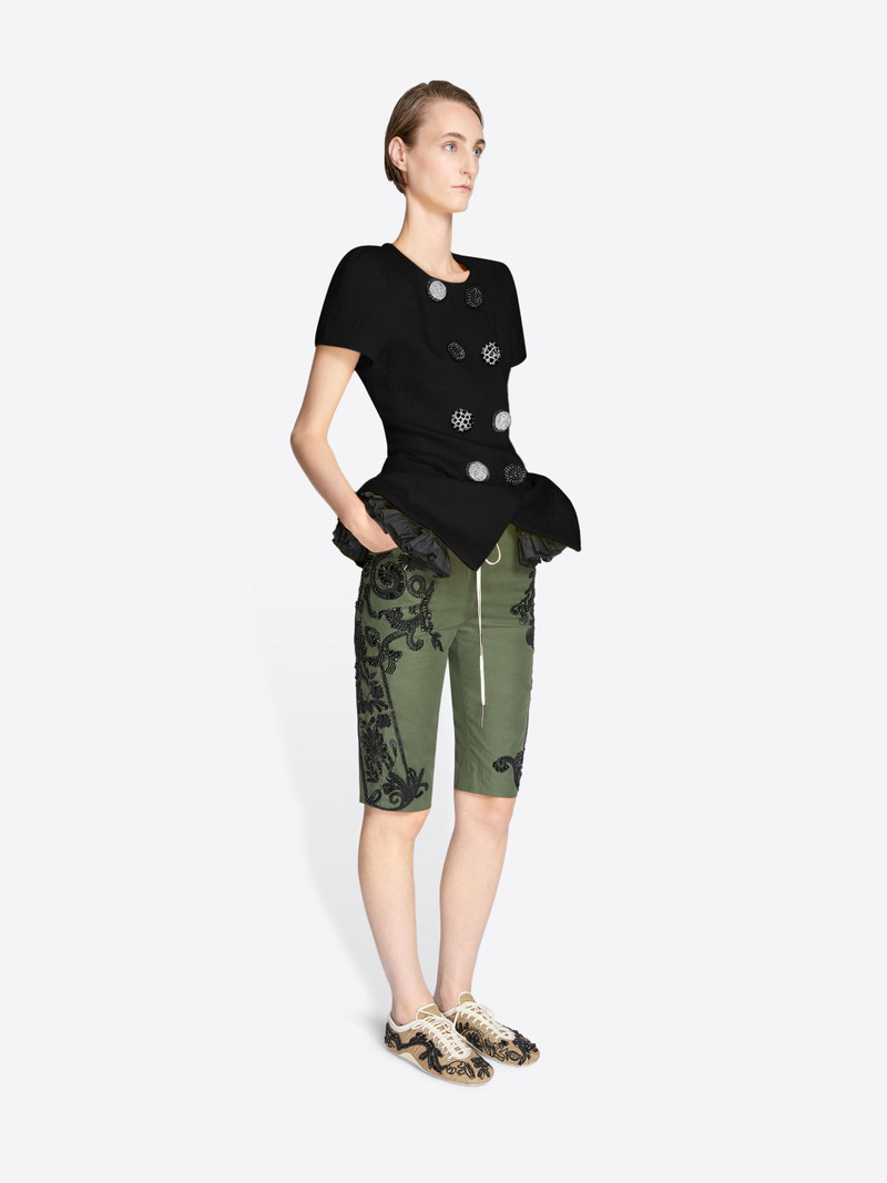 EMBROIDERED CAPRI PANTS 3