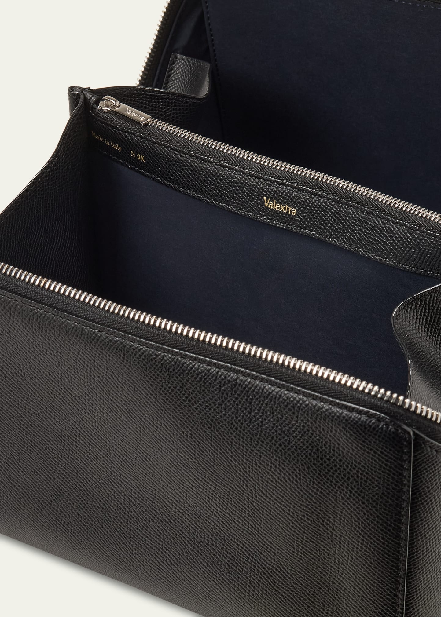 Men's V-Line Soft Leather Toiletry Bag - 4