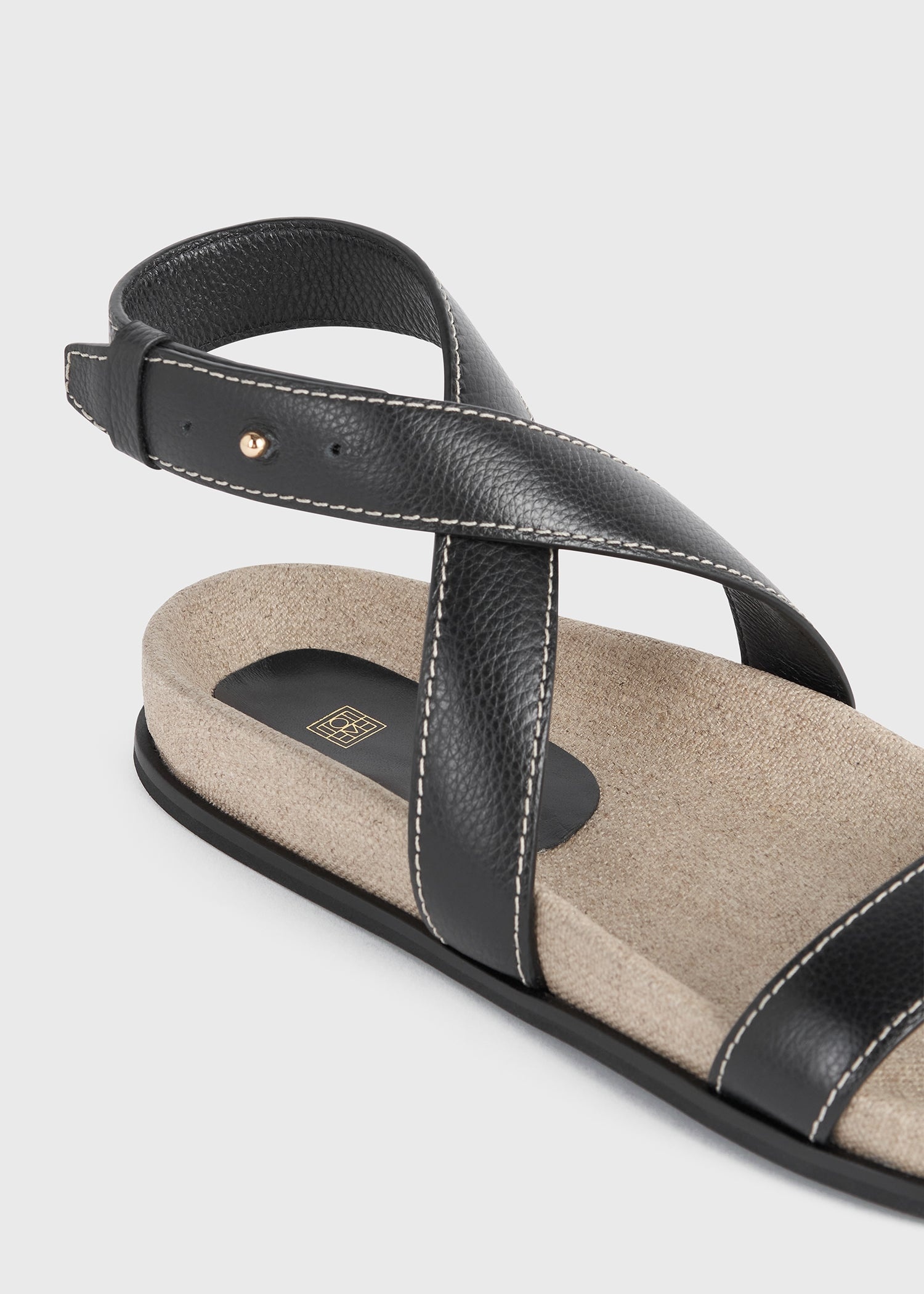 サンダル・ミュール TOTEME LEATHER CHUNKY SANDAL Totême The Leather Chunky Sandal black/ecru | REVERSIBLE