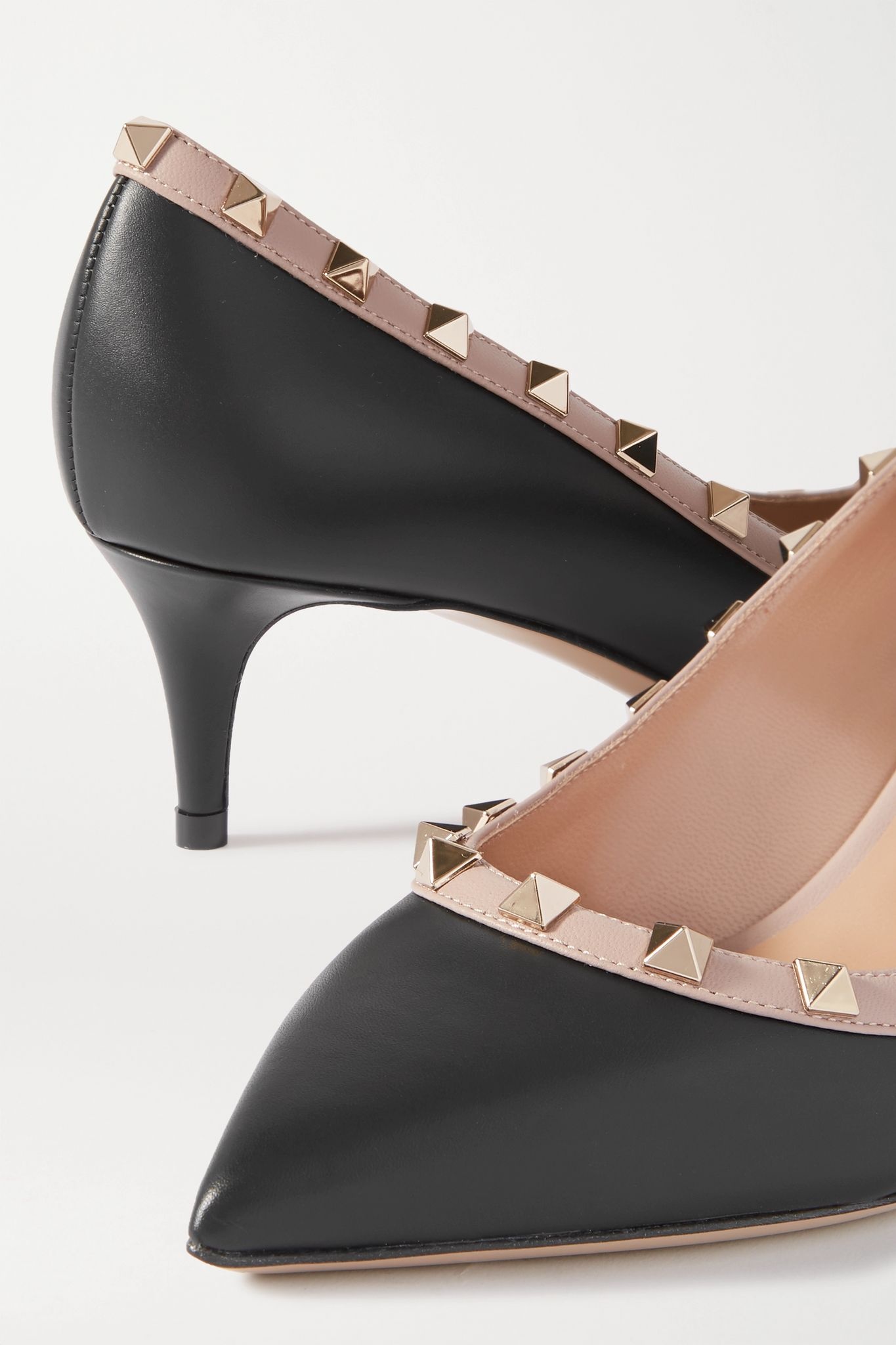 Valentino Garavani Rockstud 50 leather pumps  - 5