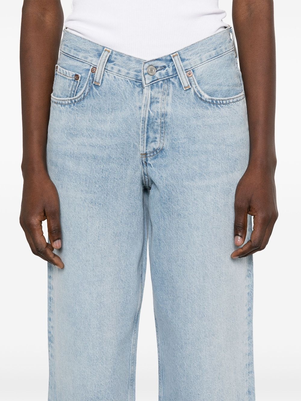 V-waist jeans - 5