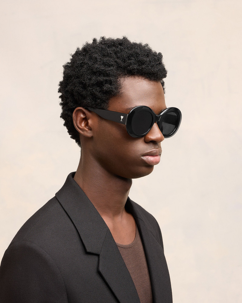 AMI Paris ROUNDED AMI DE COEUR SUNGLASSES outlook