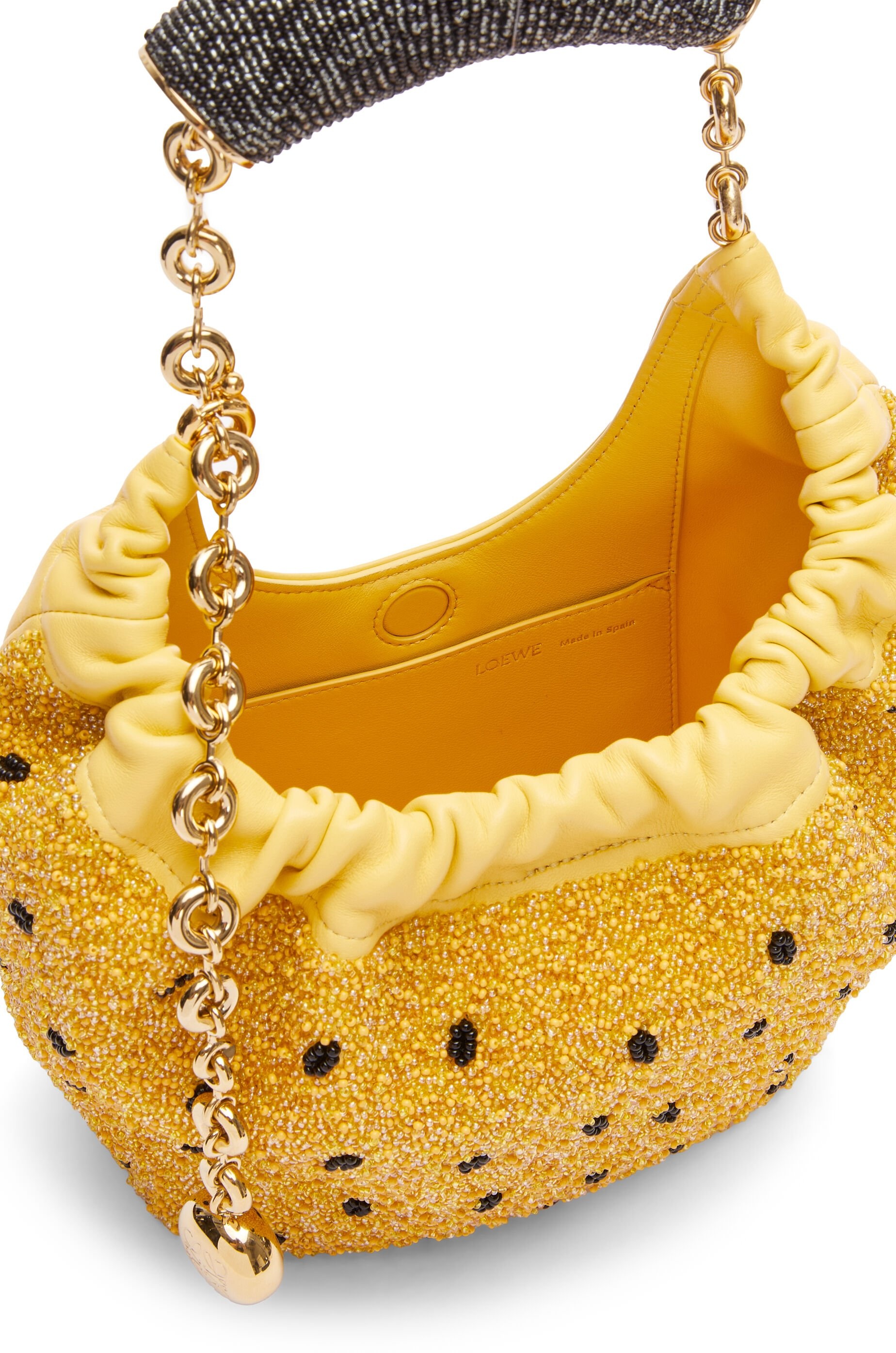 Mini Squeeze bag in beaded leather - 8