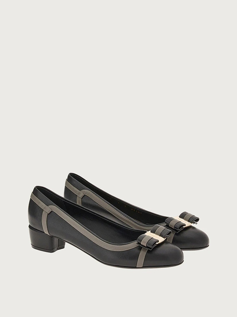 FERRAGAMO VARA BOW PUMP SHOE outlook