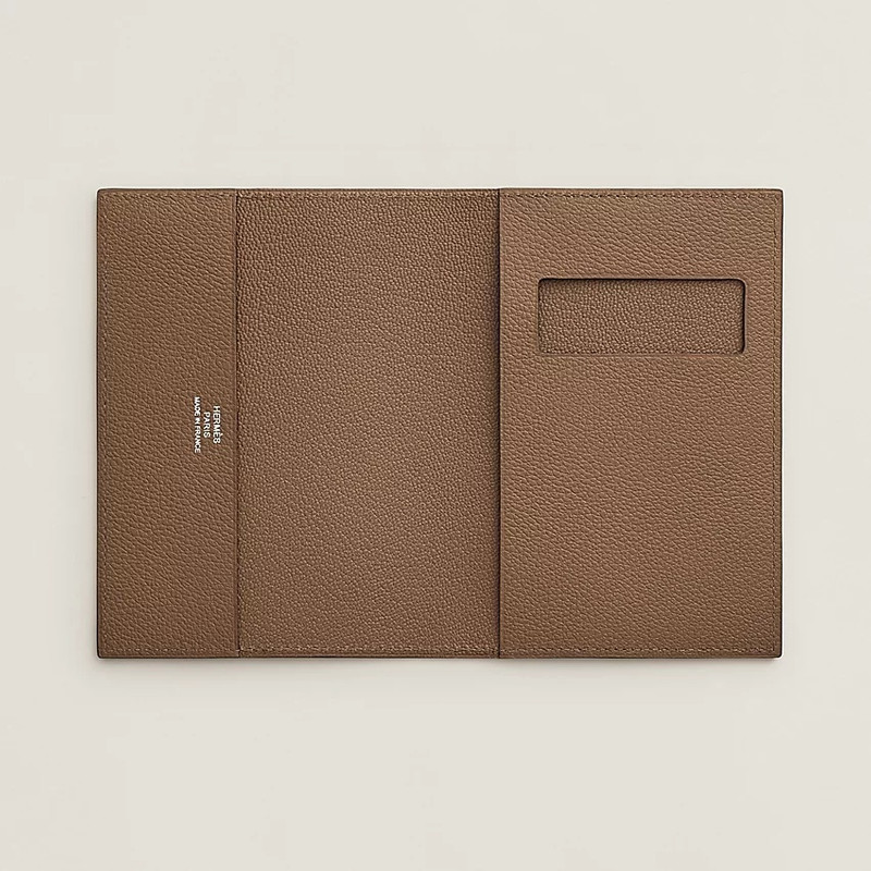 Hermès MC² Magellan Jungle passport holder outlook