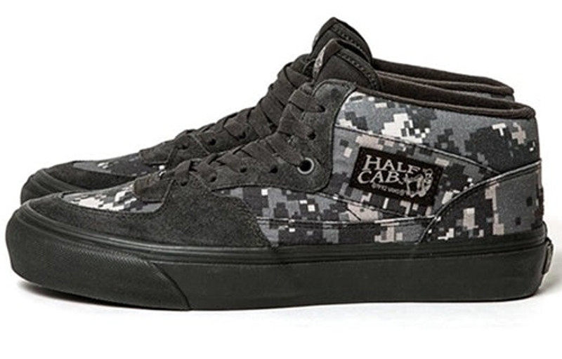 Vans Vans WTAPS x Half Cab LX 'Digi Camo' VN0A3DP6U9V outlook