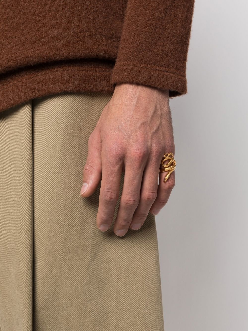 The Medusa ring - 2
