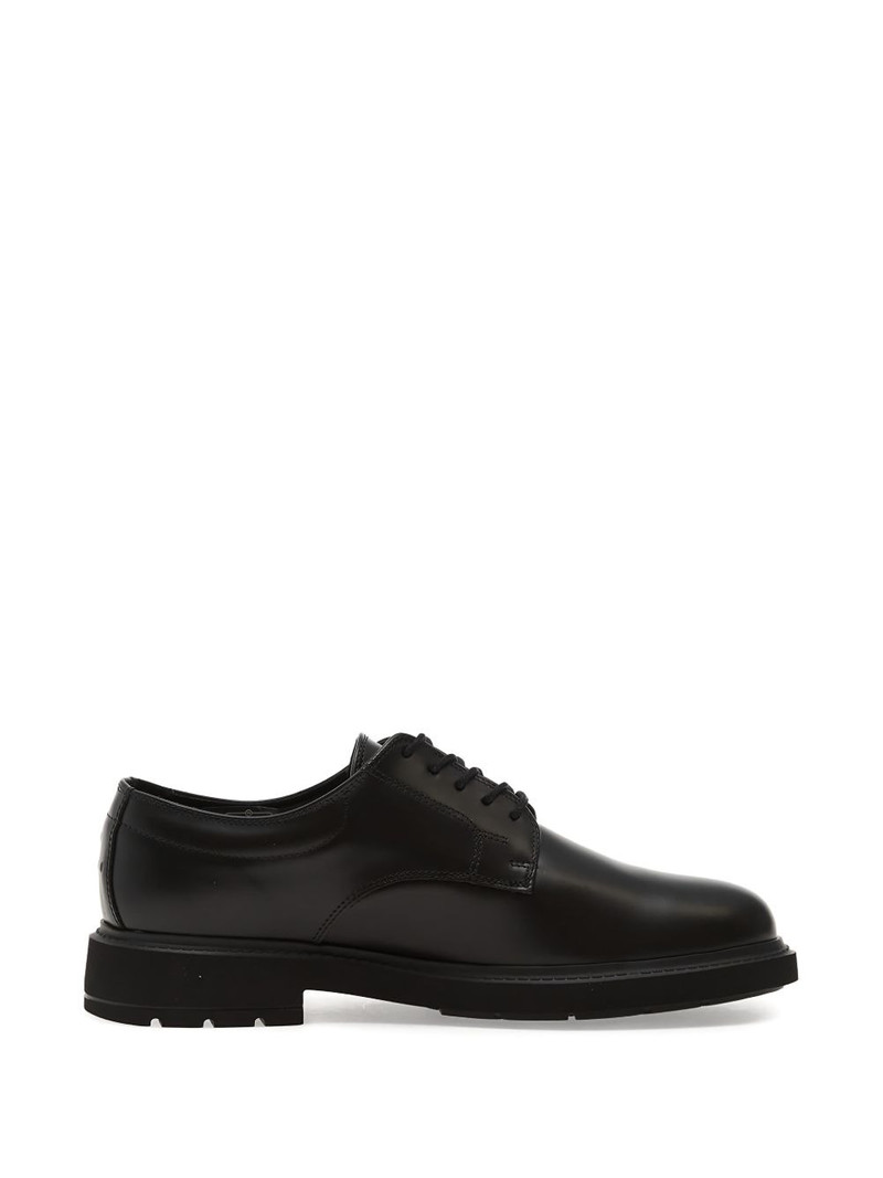 Clean Derby shoes 1