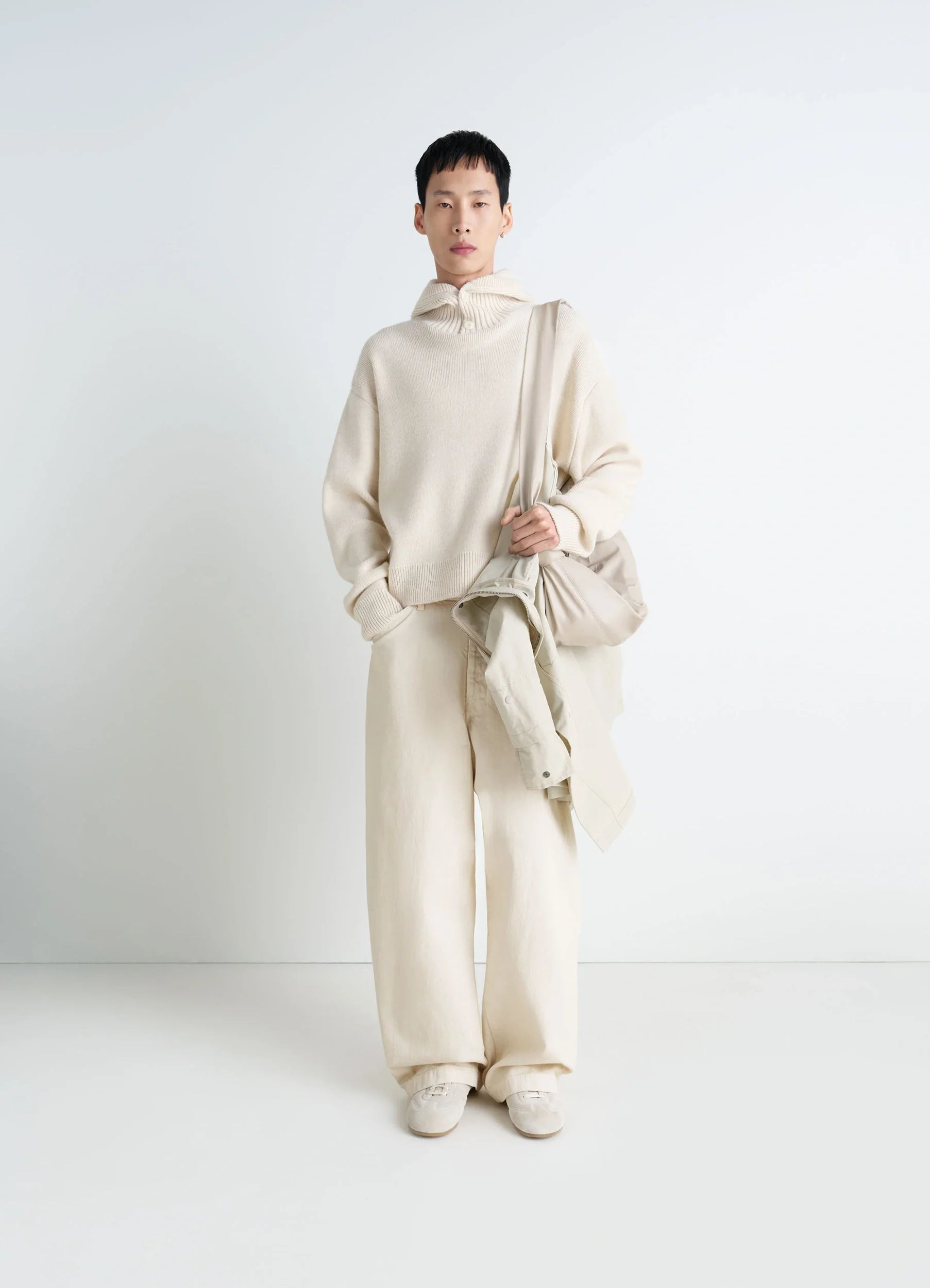 HOODED SWEATER - 3