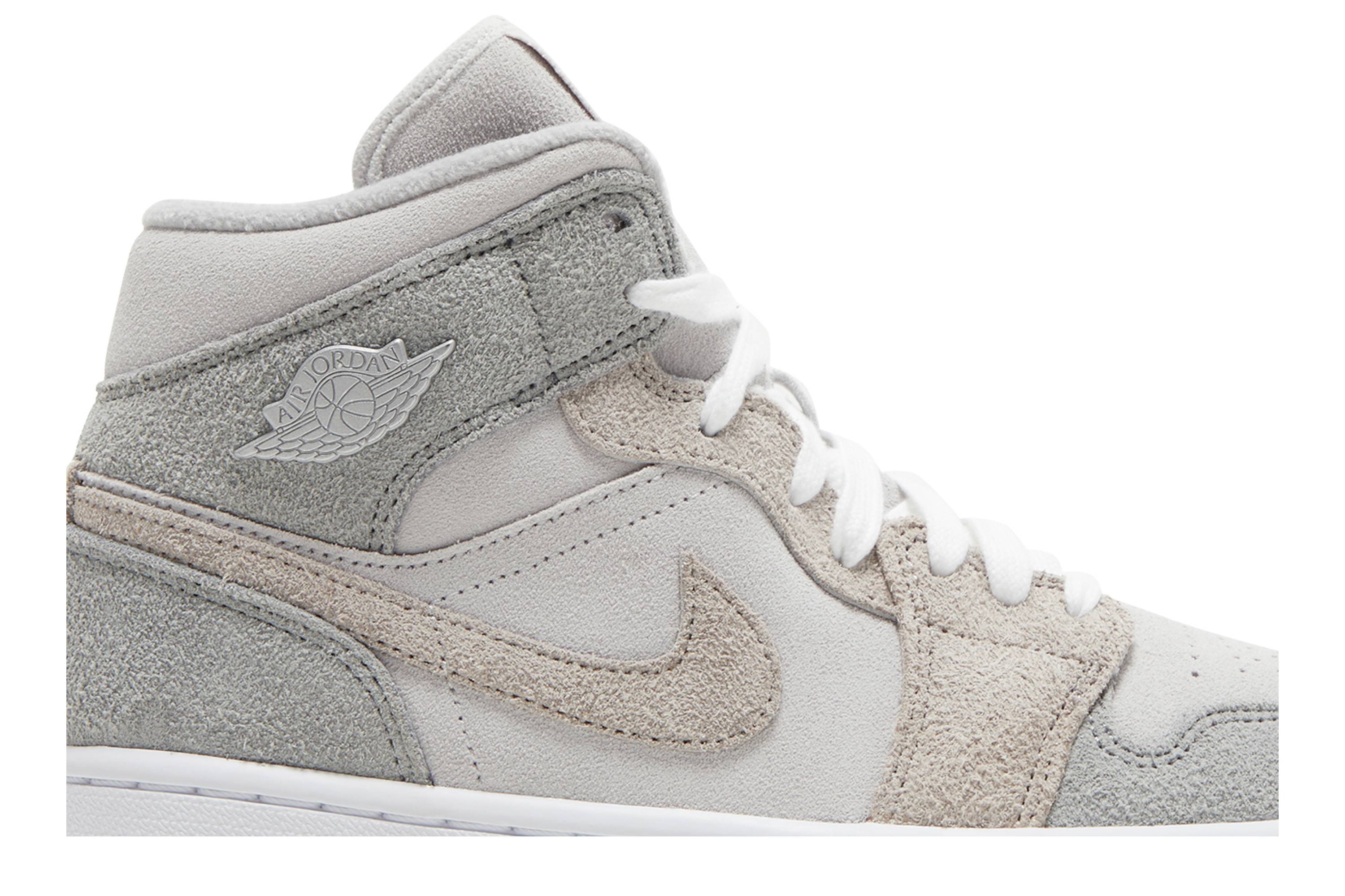 Wmns Air Jordan 1 Mid SE 'Particle Grey' - 2