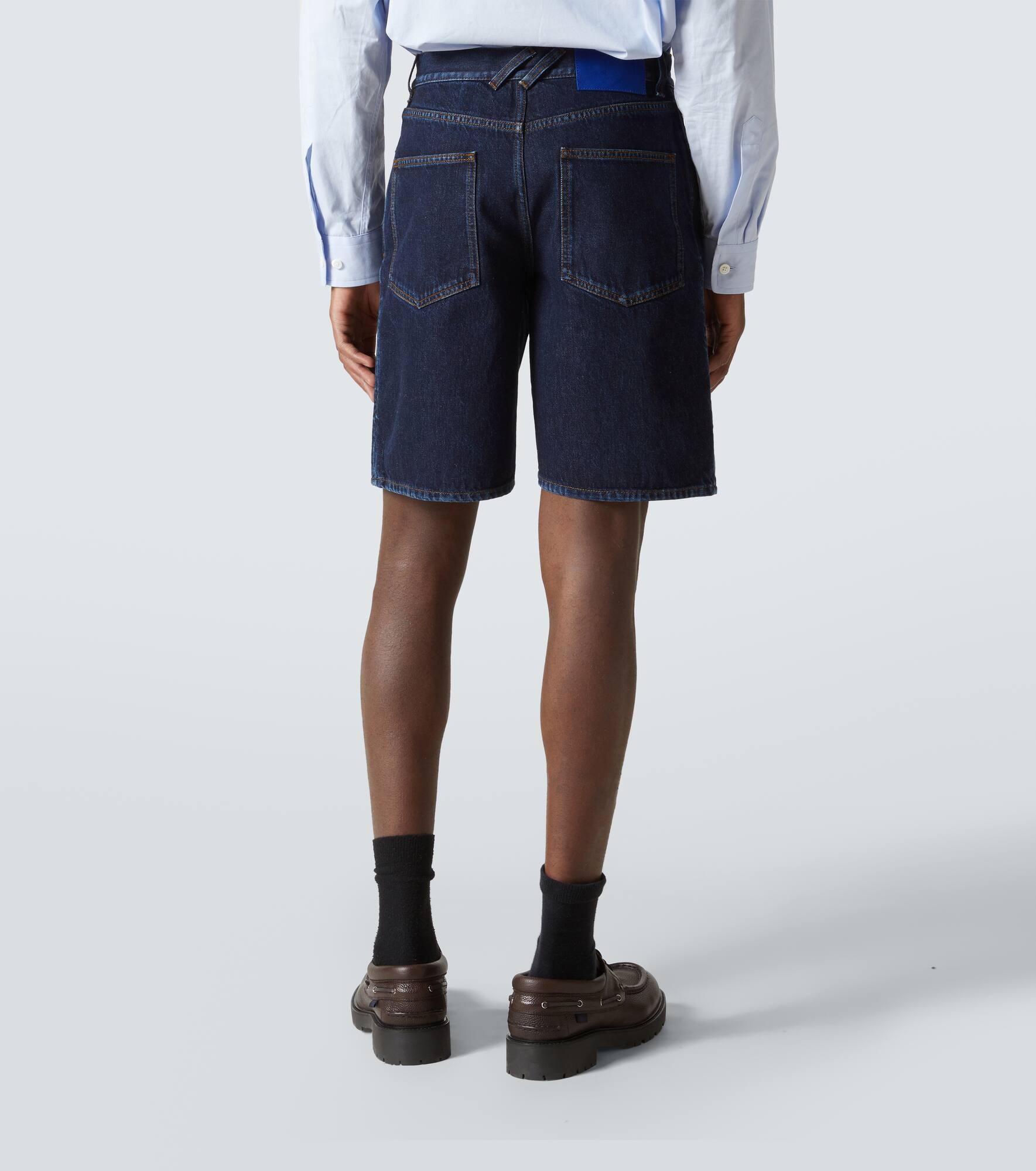 Mid-rise denim shorts - 4