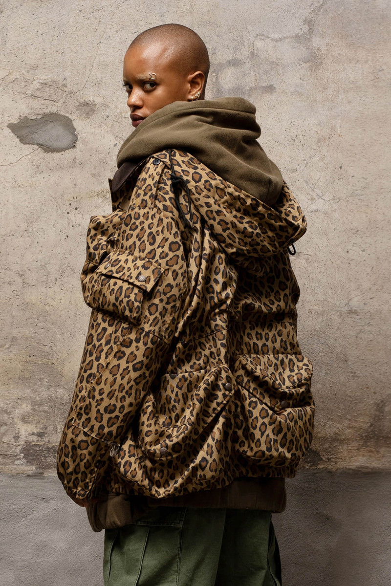 R13 MULTIPOCKET WINDBREAKER - PRINTED LEOPARD outlook