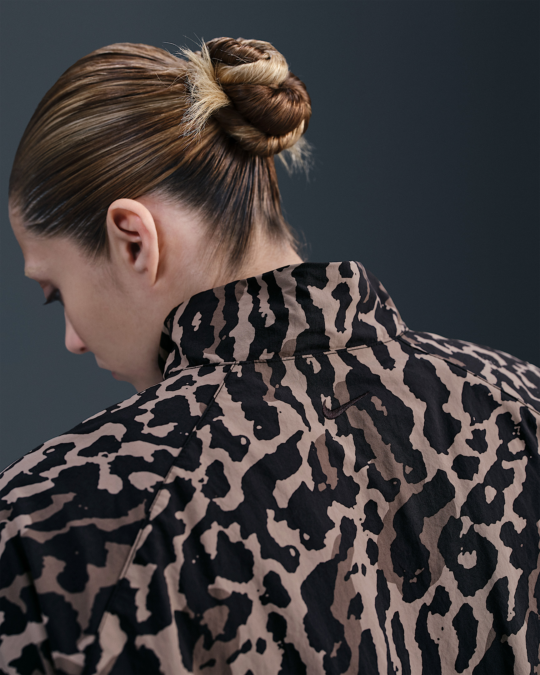 Nike Sportswear Women's Woven Printed Jacket - 2