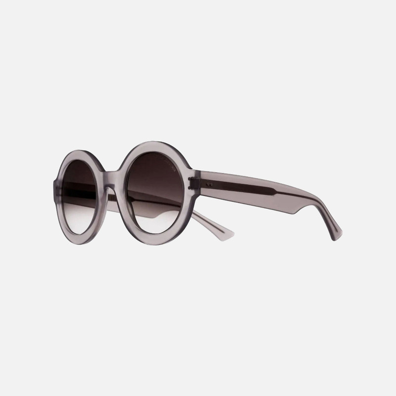 CUTLER AND GROSS 1377 ROUND SUNGLASSES outlook