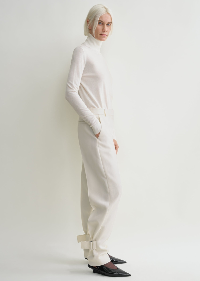 Totême Buckled slouch trousers ecru outlook