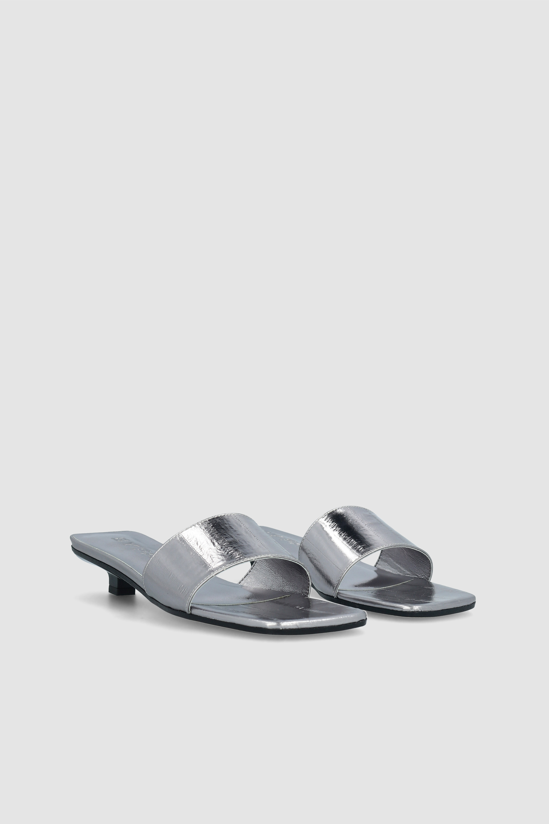 CENI INOX EEL EMBOSSED METALLIC LEATHER SLIP-ON - 2