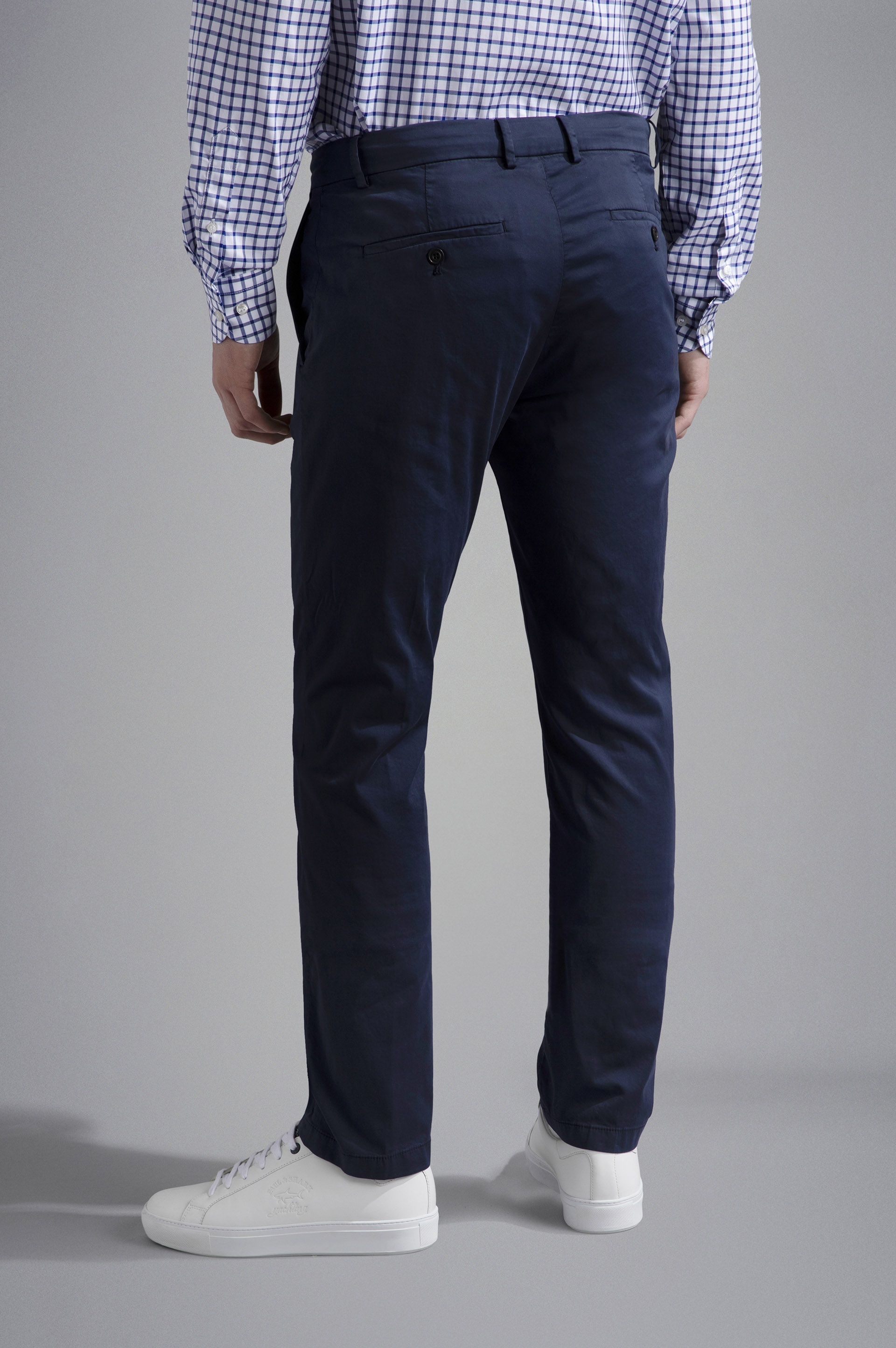 SILK AND STRETCH COTTON CHINO TROUSERS - 3
