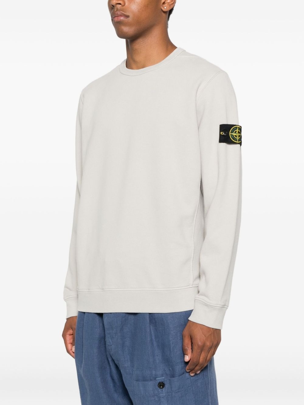 logo-patch crew-neck sweatshirt - 3