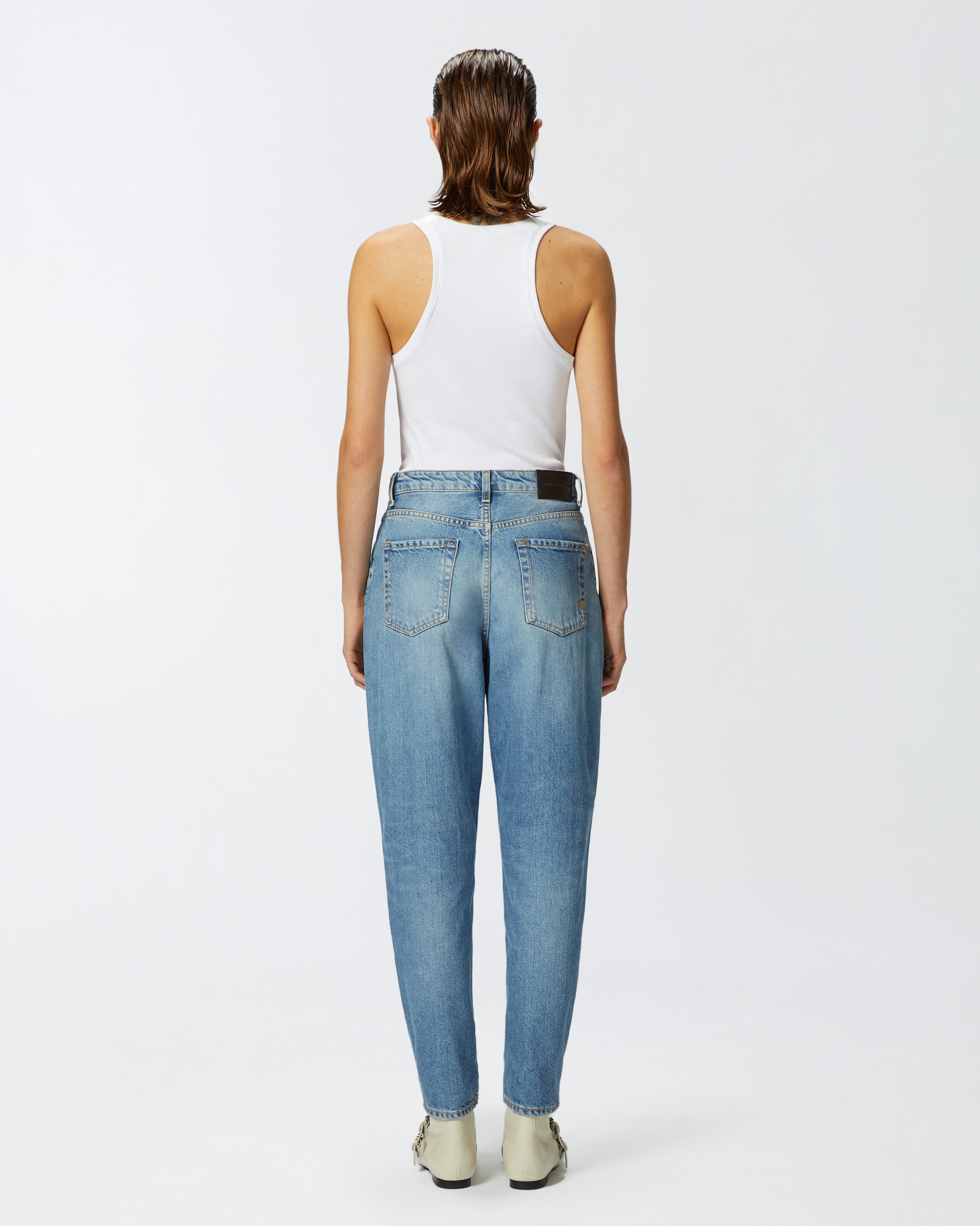 MOM-FIT JEANS WITH VINTAGE LIGHT EFFECT - 4