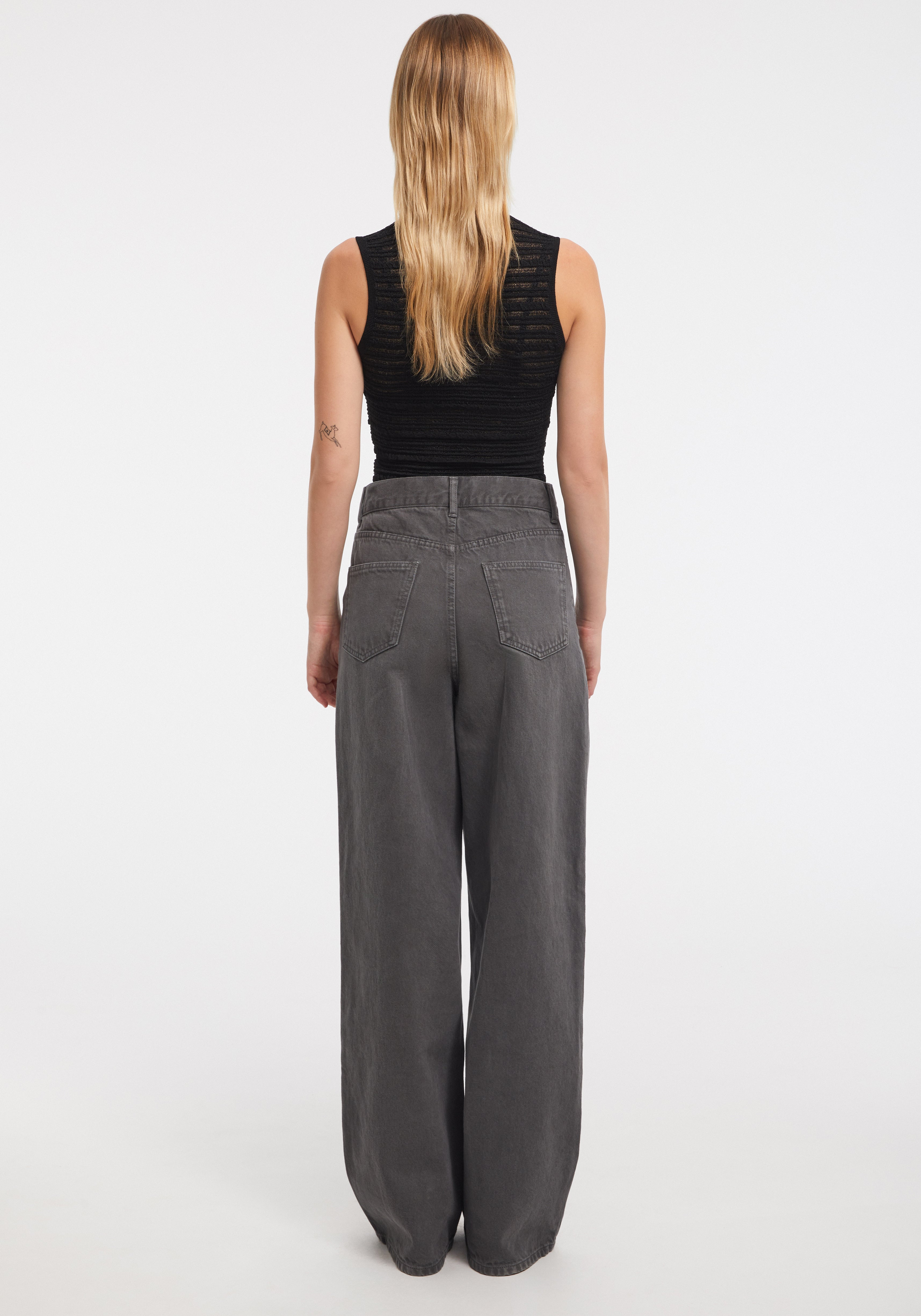 MARIBEL
Semi-sheer sleeveless turtleneck - 3