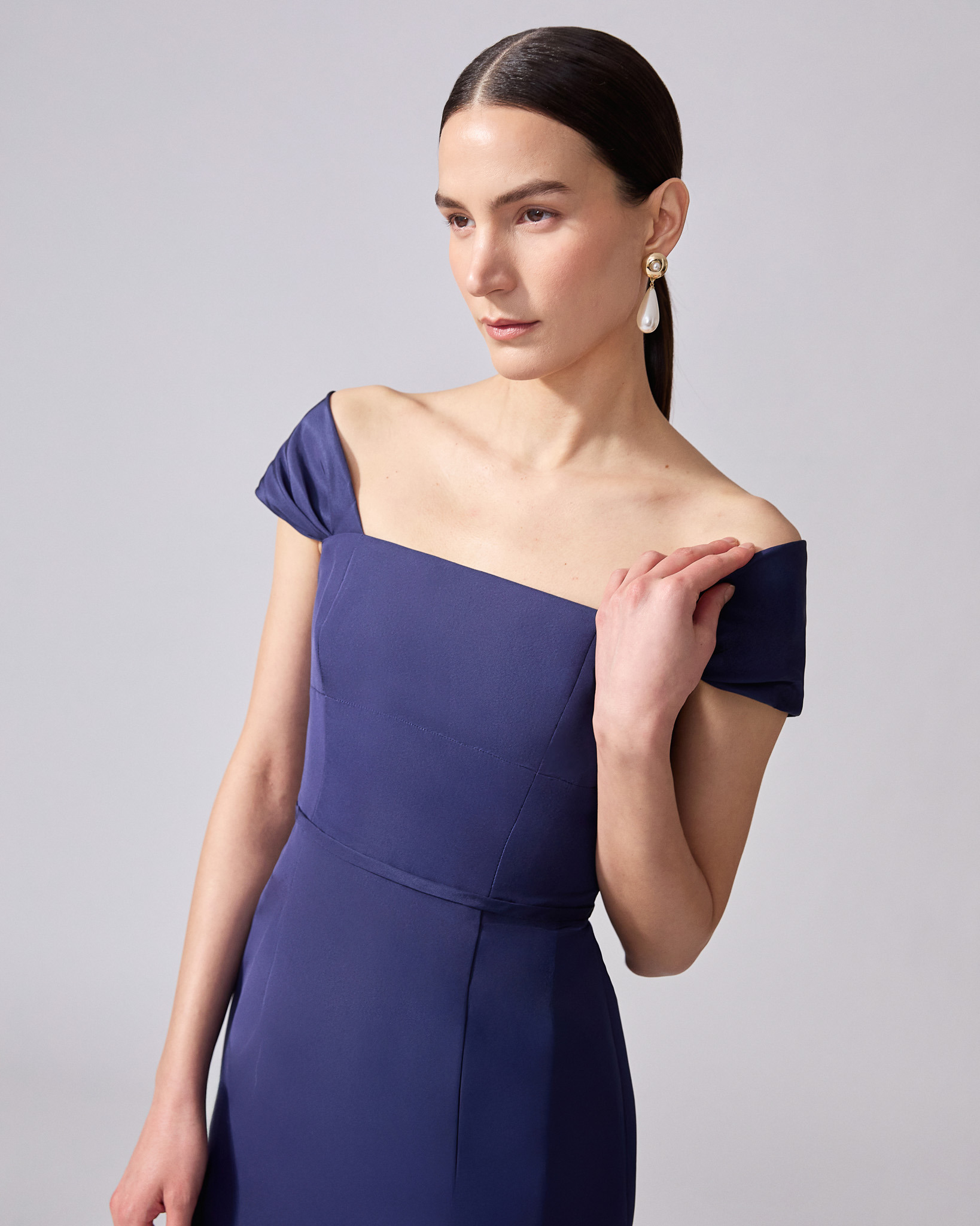 Off-Shoulder Trumpet Gown - 4