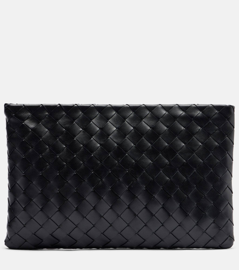 Intrecciato Medium leather pouch 1