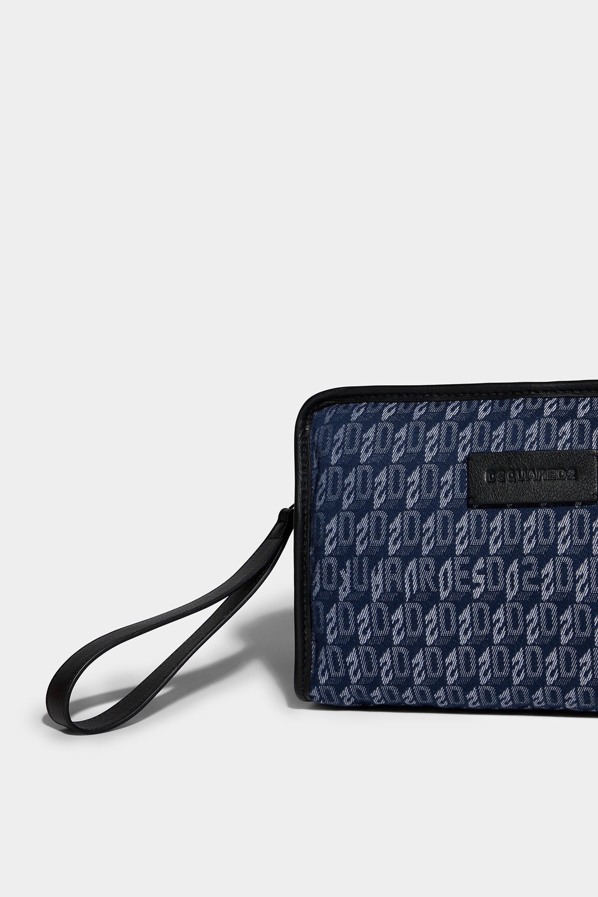 D2 MONOGRAM NEWS BEAUTY CASE - 4