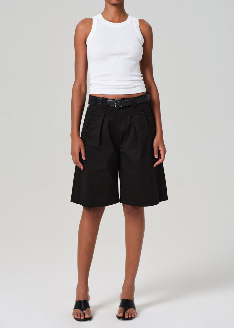 Citizens of Humanity Cara Pleated Short
In Black outlook