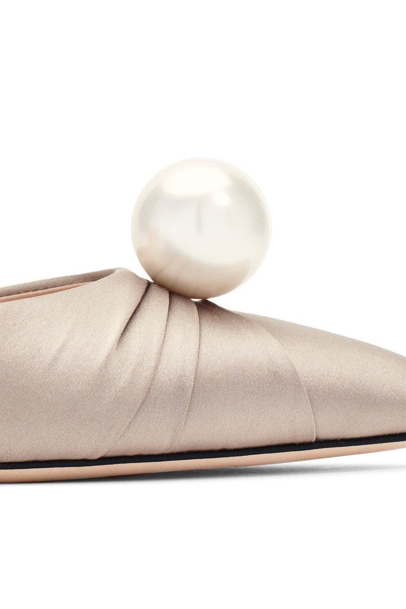 SACHIN & BABI VANDERBILT KITTEN HEEL - PEWTER outlook