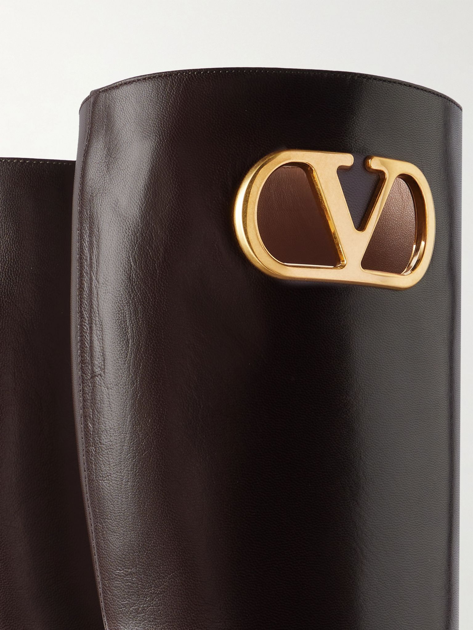 VLogo embellished leather knee boots Chocolate - 4