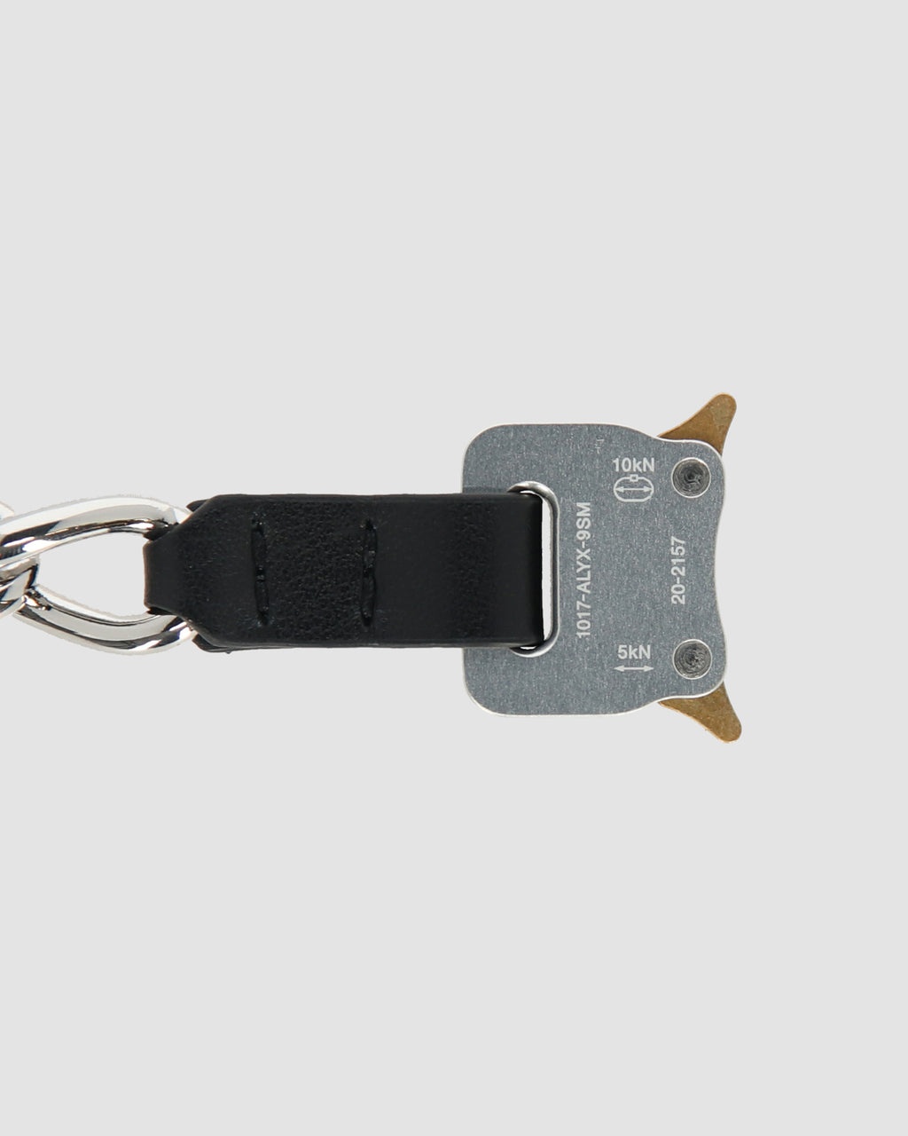 CHAIN NECKLACE W/ LEATHER DETAILS - 3