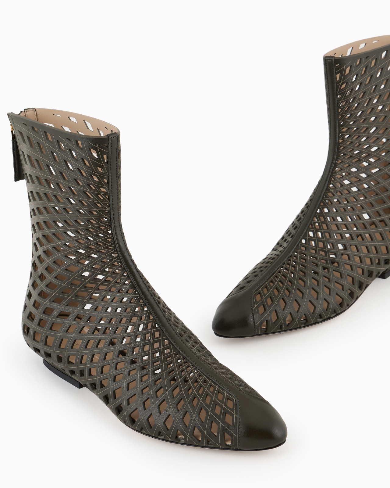 LEATHER ANKLE BOOTS - 5